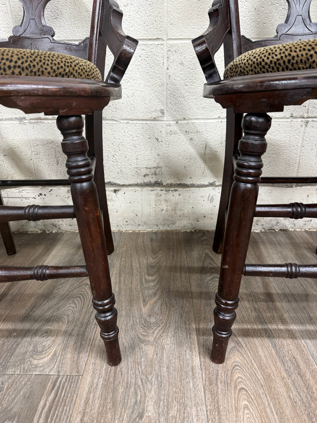 Antique Victorian Eastlake Style Walnut Dining Arm Chairs - Set of 4