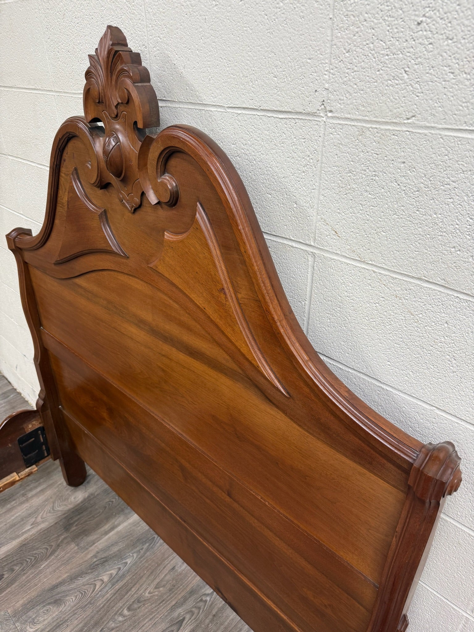 Antique Full Size Late Victorian Carved Walnut Bed