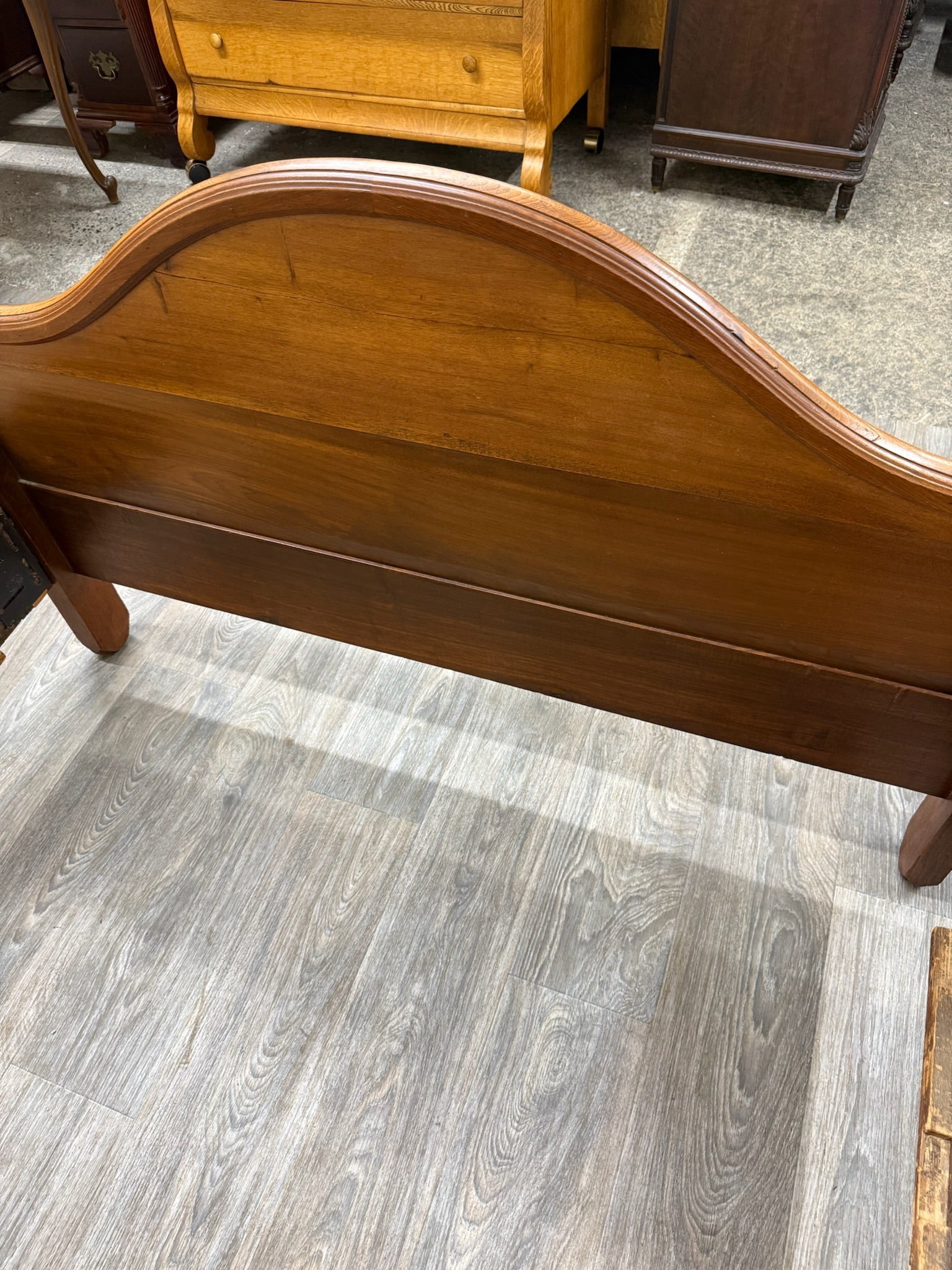Antique Full Size Late Victorian Carved Walnut Bed