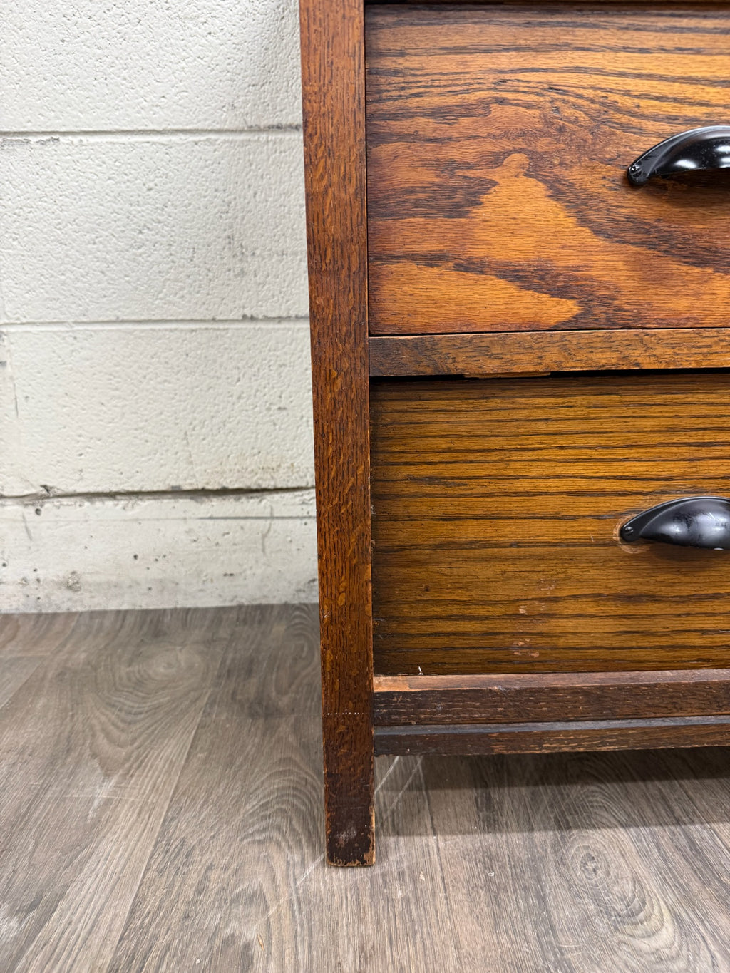 Antique Arts and Crafts Mission Style Oak Dresser Chest of Drawers