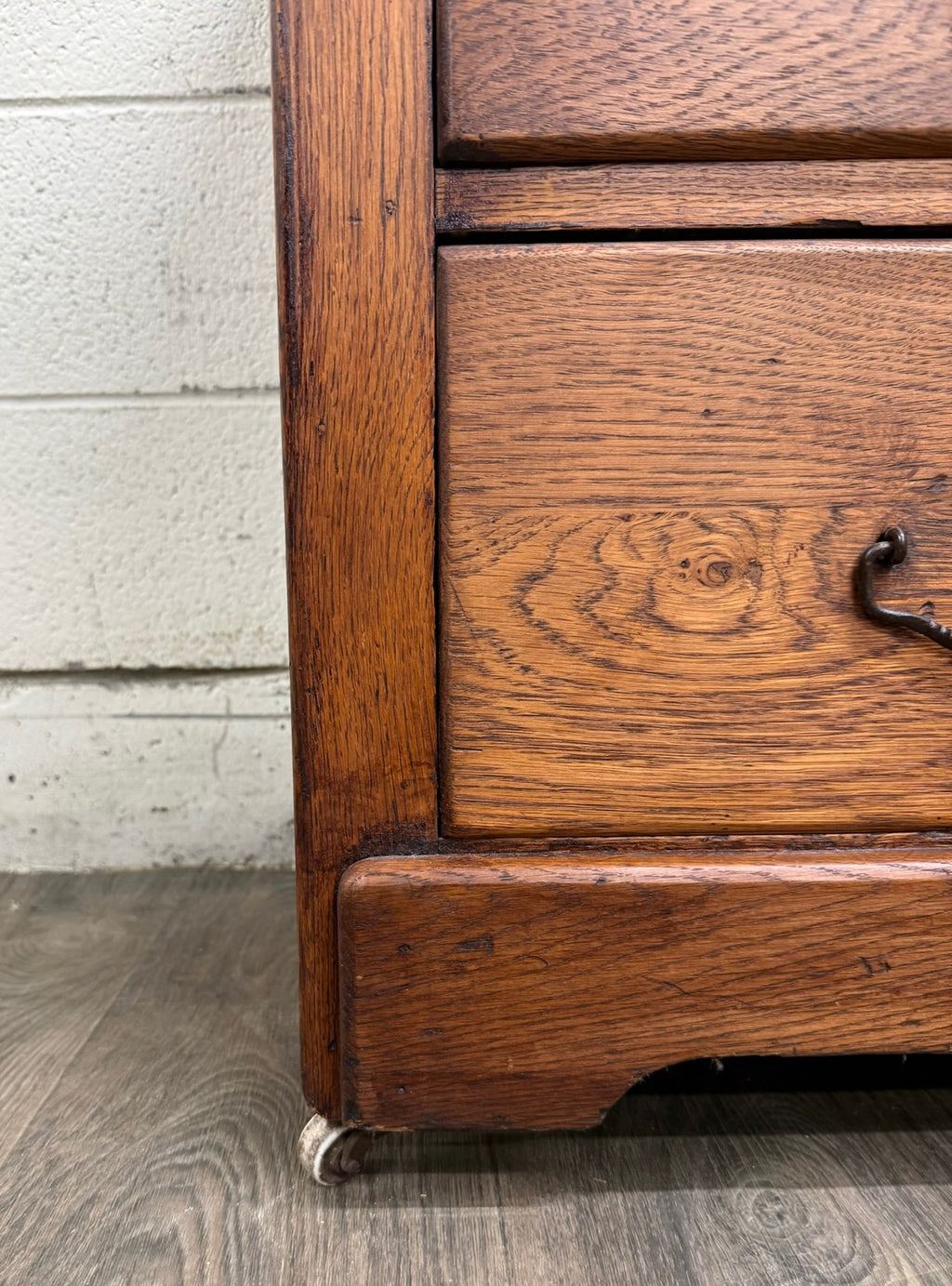 Antique Arts & Crafts Oak Washstand with Castors