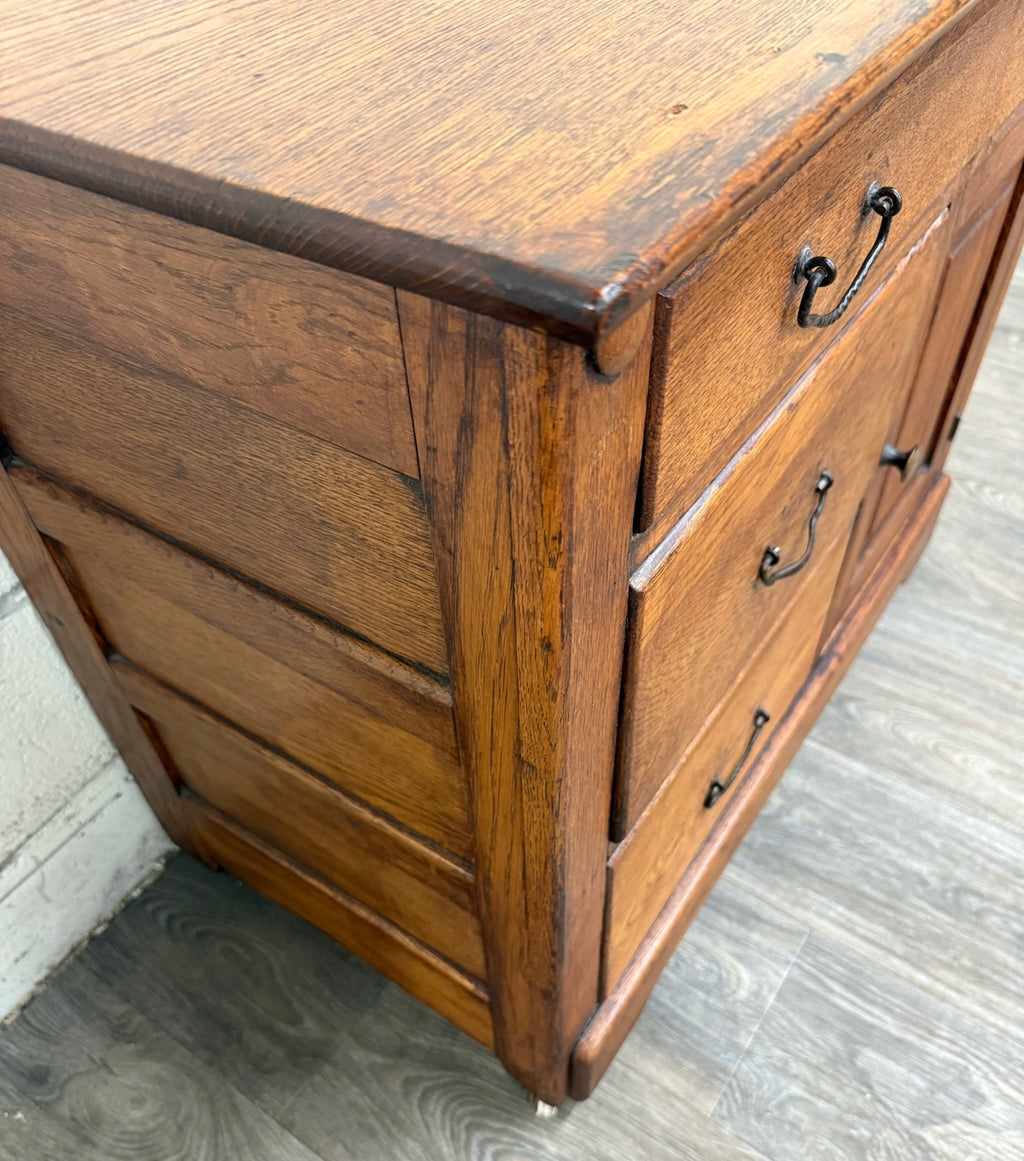 Antique Arts & Crafts Oak Washstand with Castors