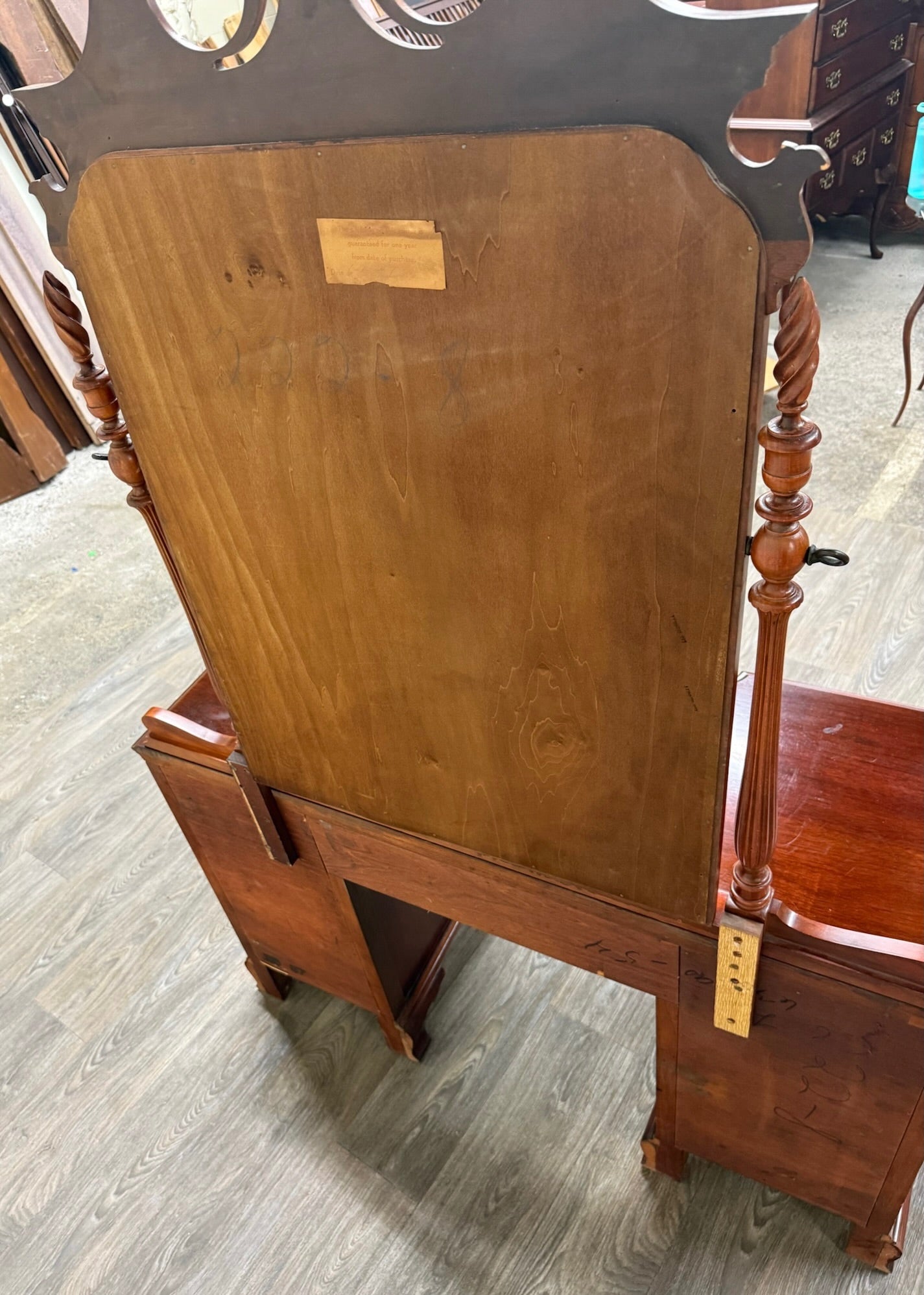 Vintage Thomasville Mahogany Vanity Dressing Table with Mirror