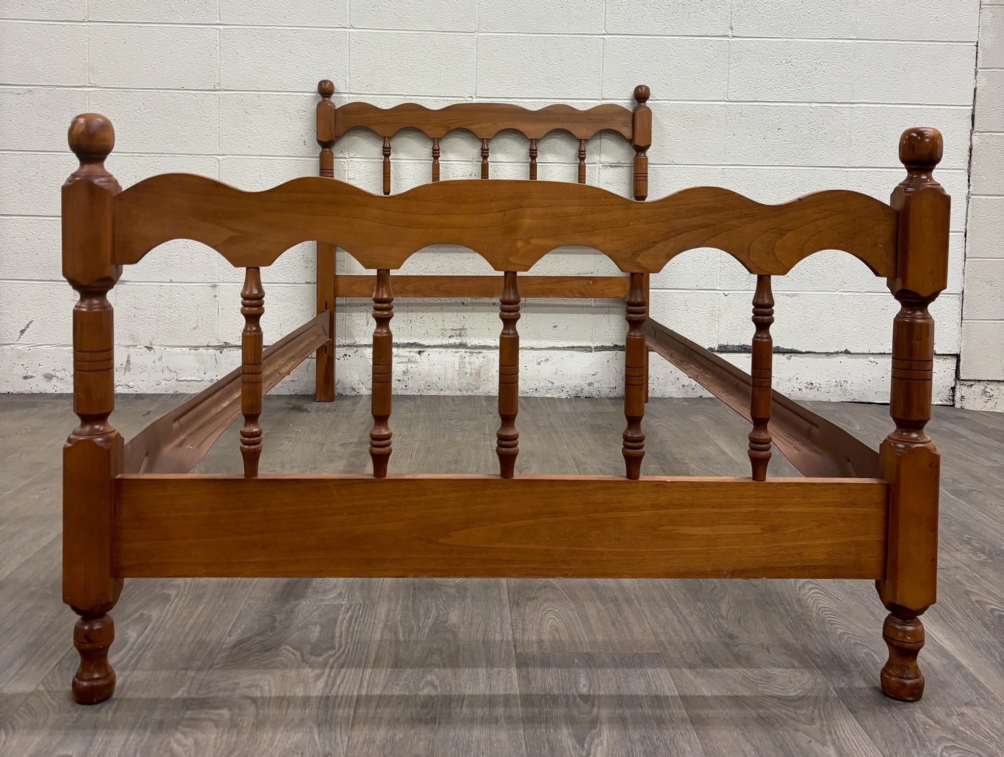 Vintage Twin Size Maple Cannonball Spindle Bed