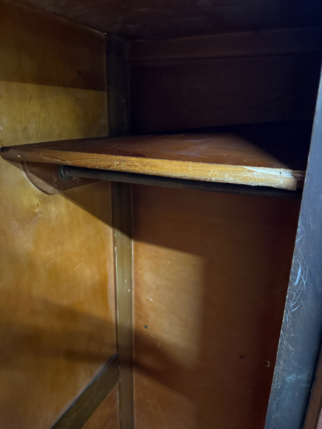 Vintage English Art Deco Quarter Sawn Tiger Oak Wardrobe