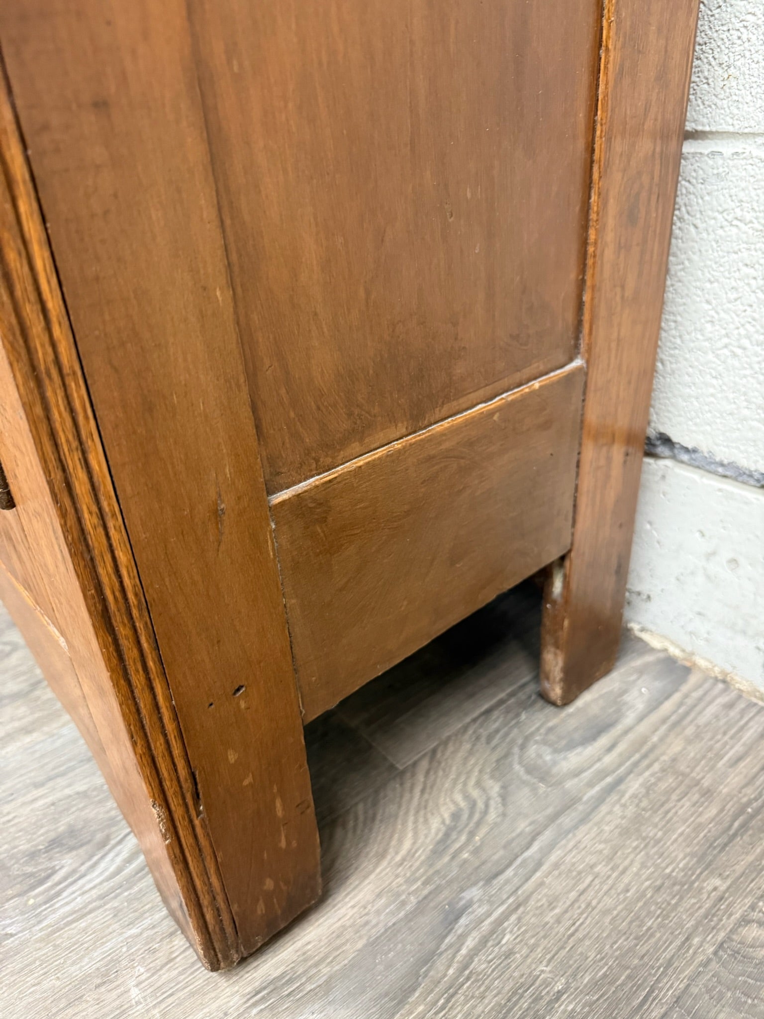 Antique Victorian Early American Quarter Sawn Oak Pie Safe