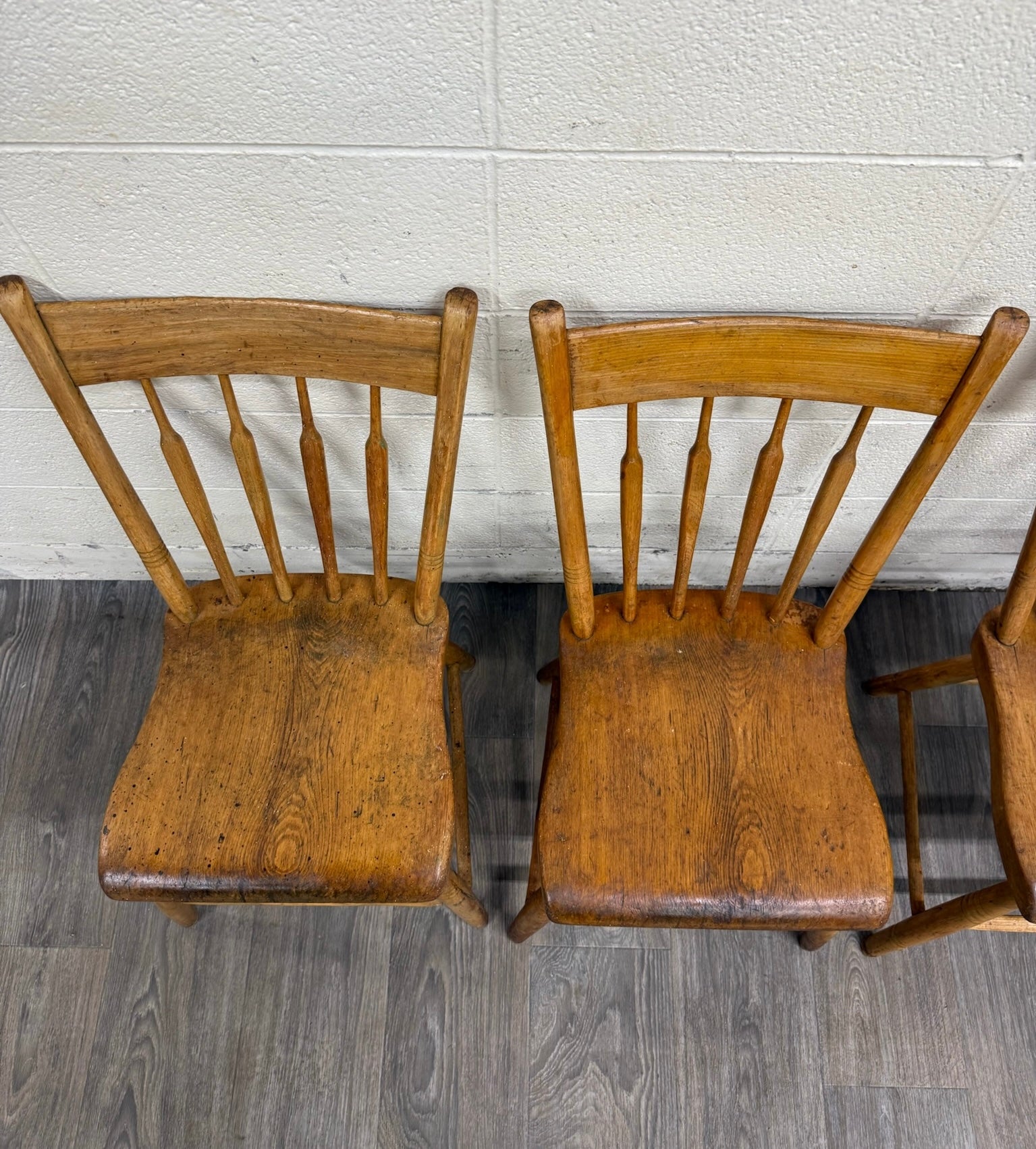 Antique Windsor Farmhouse Arrowback Plank Seat Dining Chairs