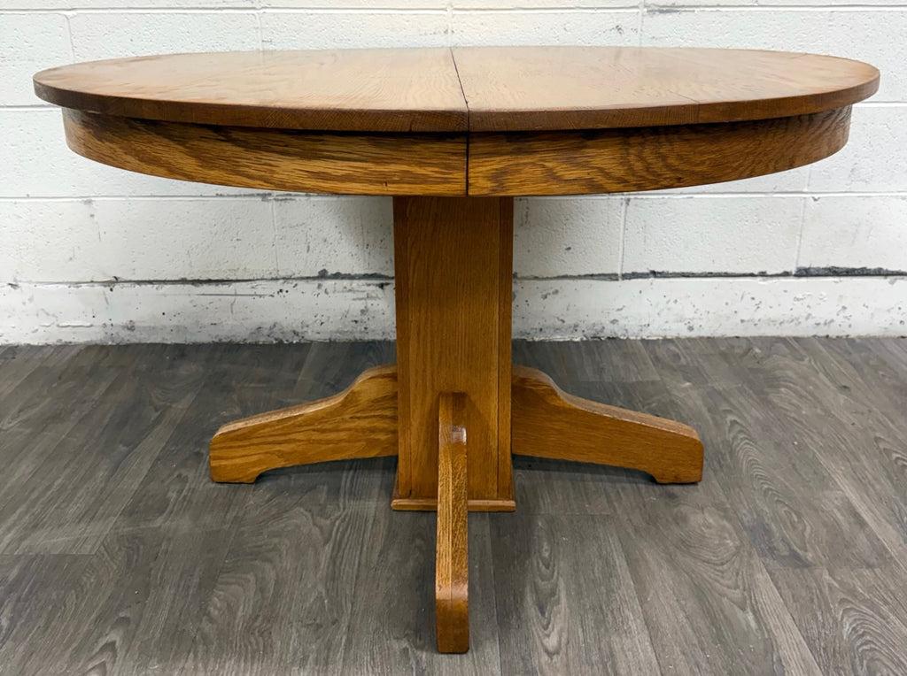 Vintage Solid Oak Round Pedestal Dining Table