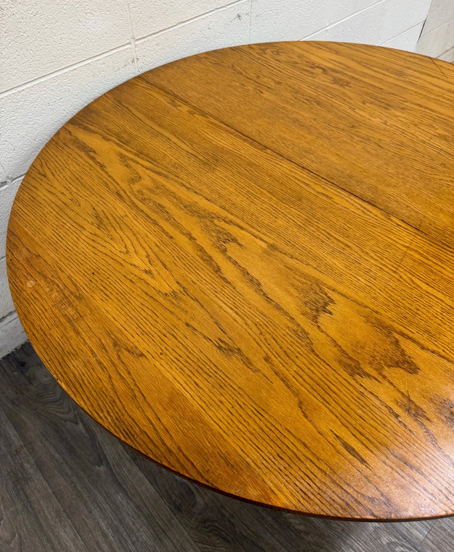 Vintage Solid Oak Round Pedestal Dining Table
