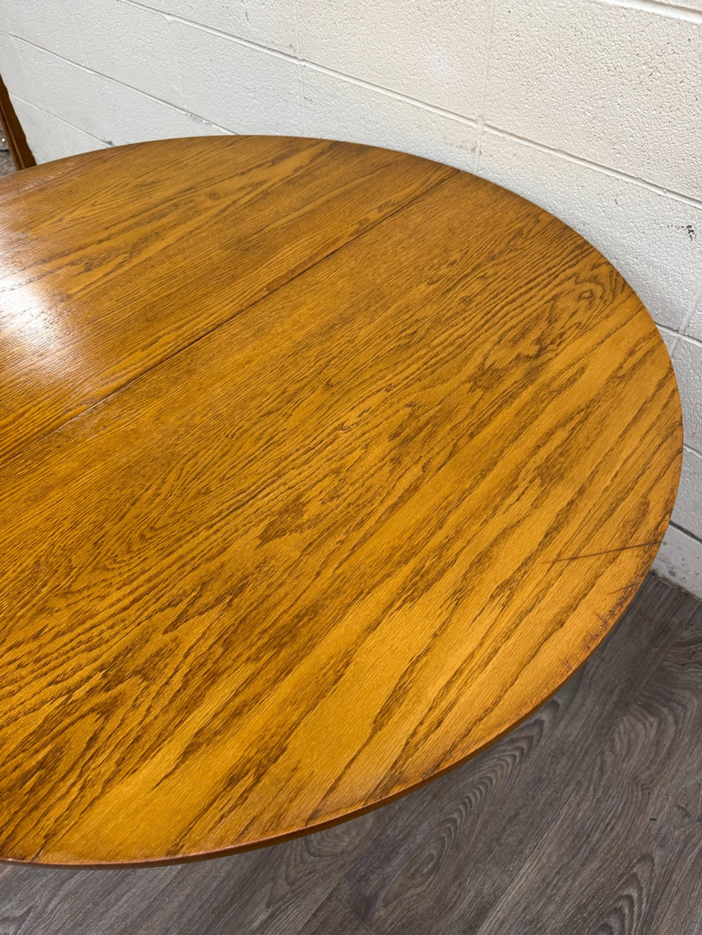 Vintage Solid Oak Round Pedestal Dining Table