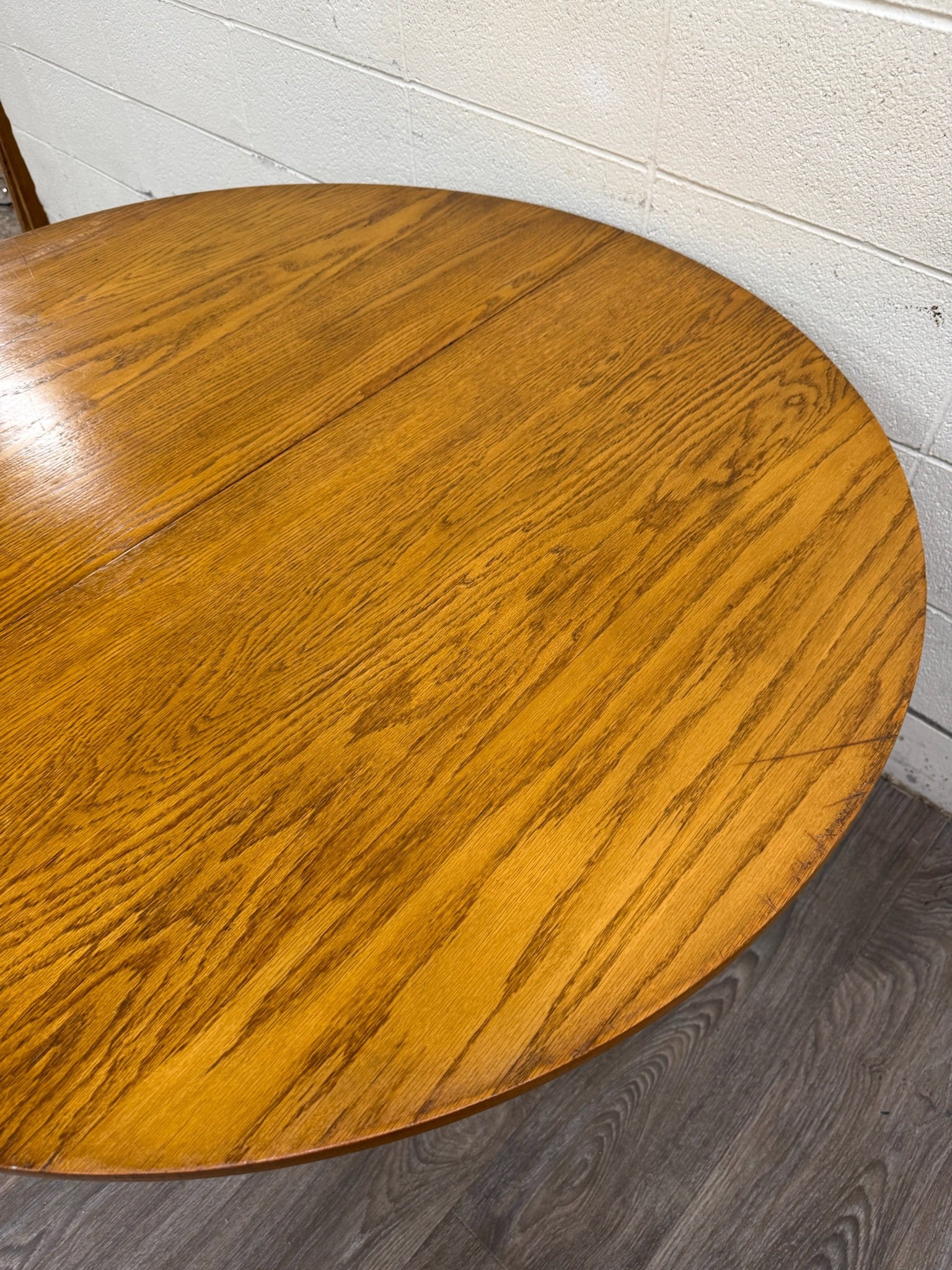 Vintage Solid Oak Round Pedestal Dining Table