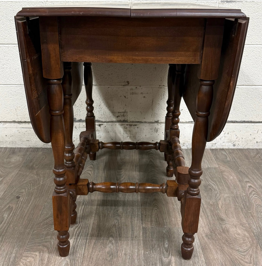 Antique 1920s Colonial Revival Solid Maple Gateleg Drop Leaf Dining Table