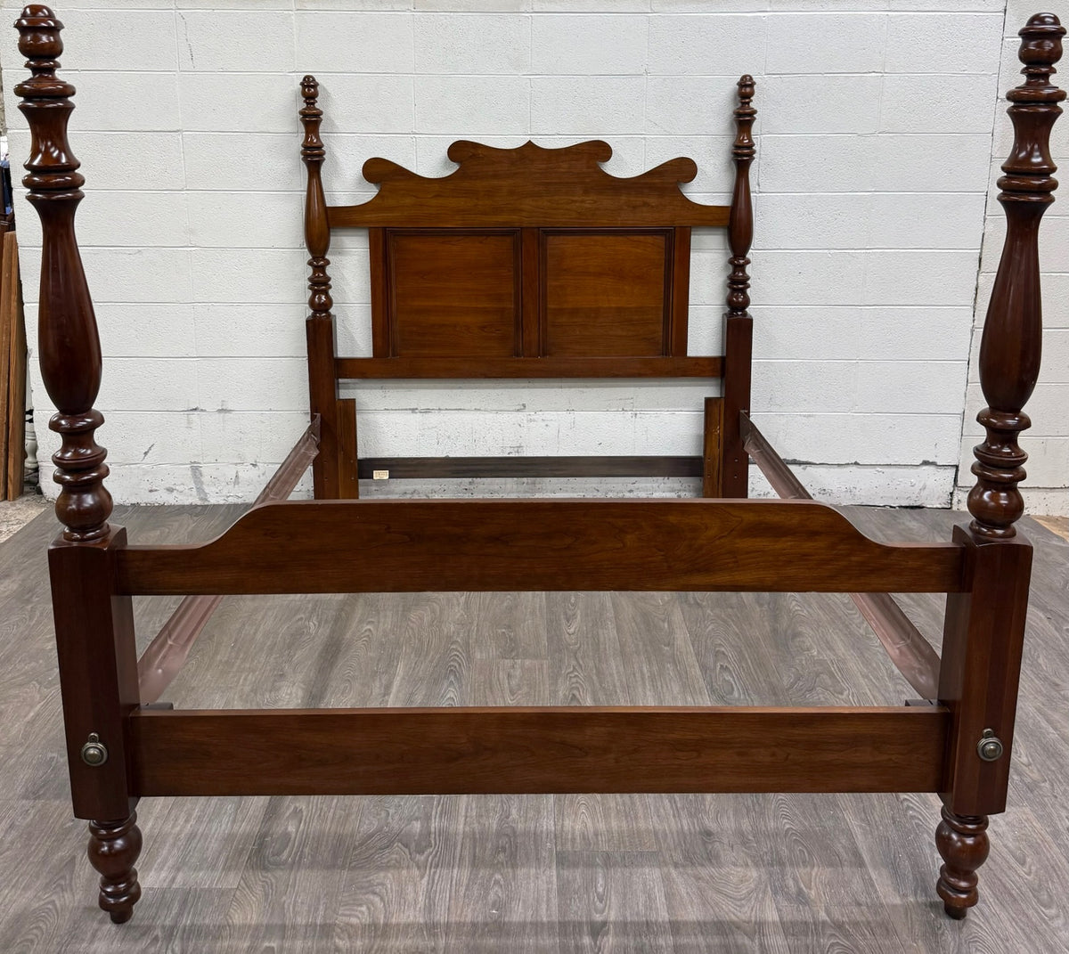 Vintage Full Size Thomasville Heirloom Collection Cherry Wood Four Poster Bed