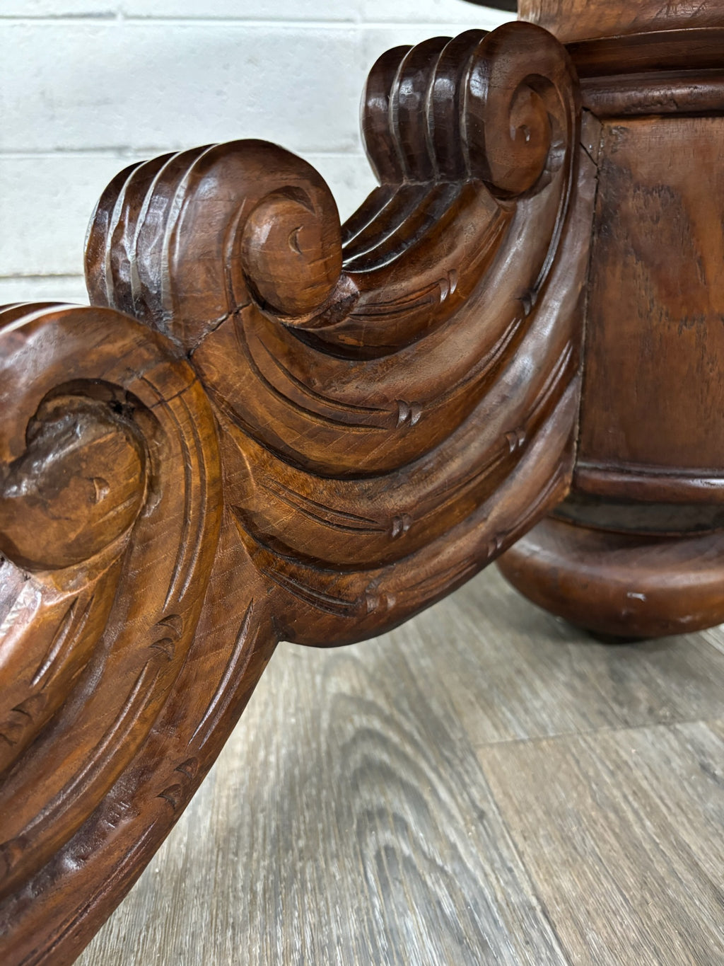 Antique French Renaissance Revival Victorian Renaissance Solid Oak Dining Table