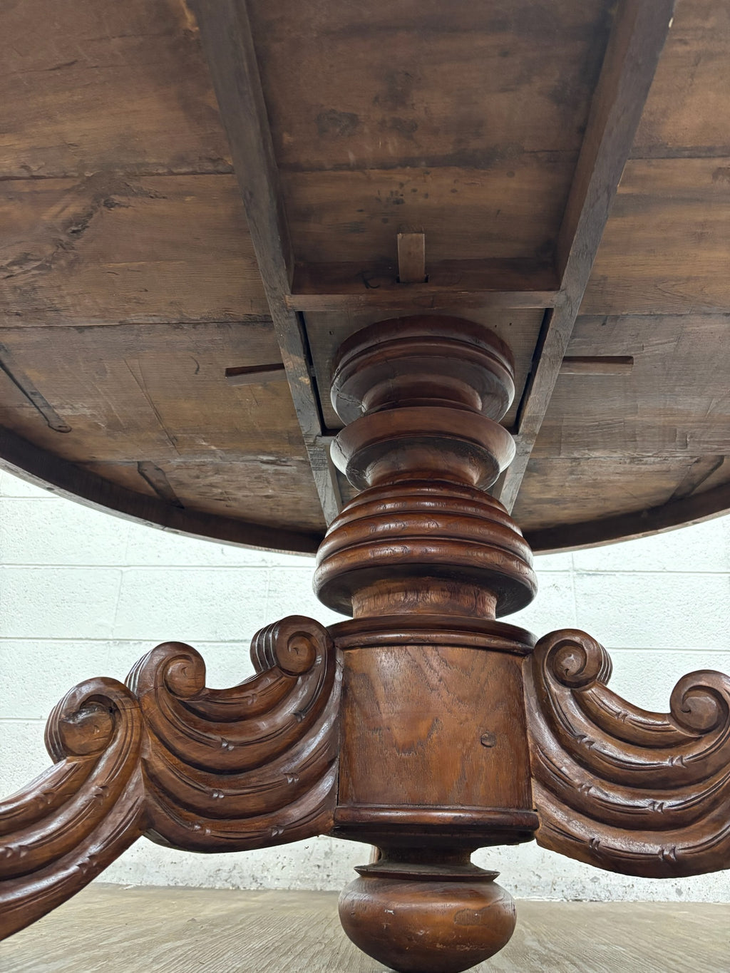 Antique French Renaissance Revival Victorian Renaissance Solid Oak Dining Table