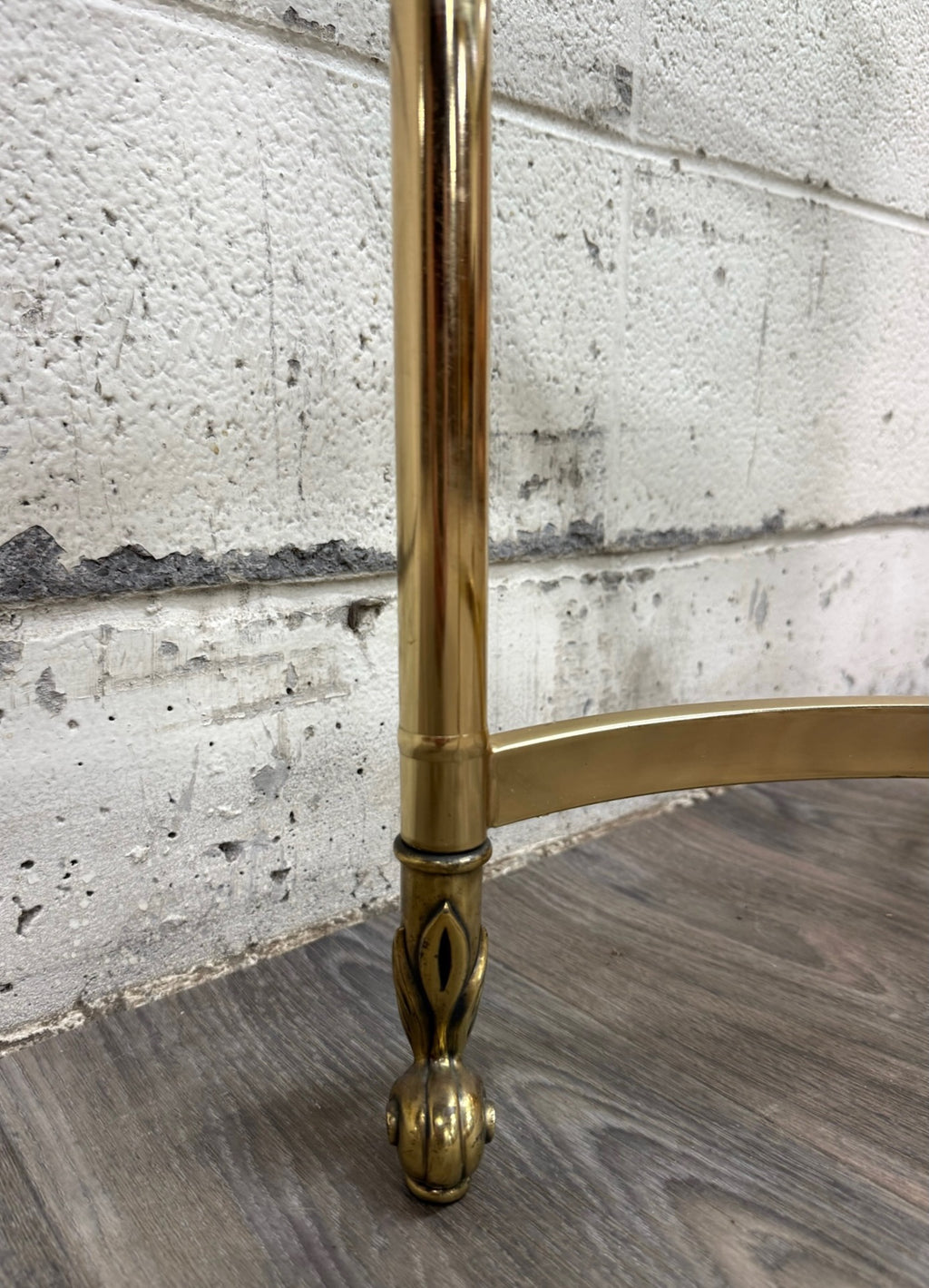 Vintage Hollywood Regency Brass and Glass End Table Side Table Lamp Table