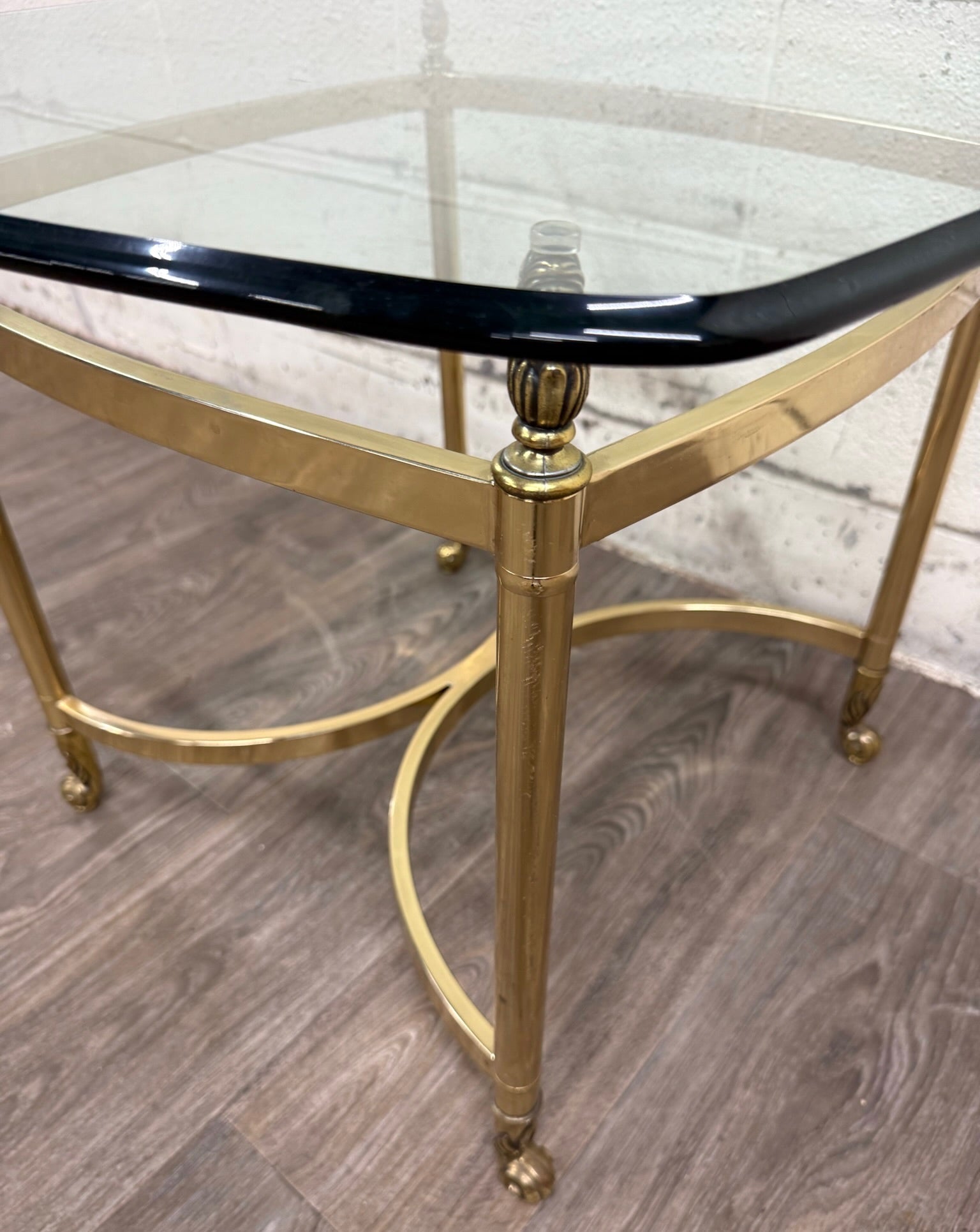 Vintage Hollywood Regency Brass and Glass End Table Side Table Lamp Table