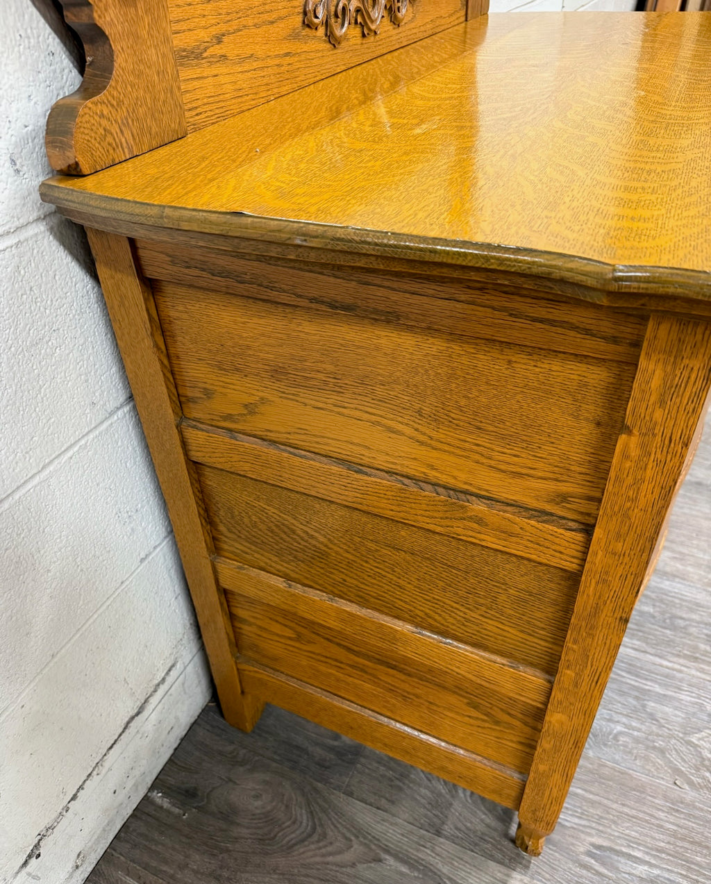 Antique Victorian Tiger Oak Serpentine Dresser with Beveled Mirror