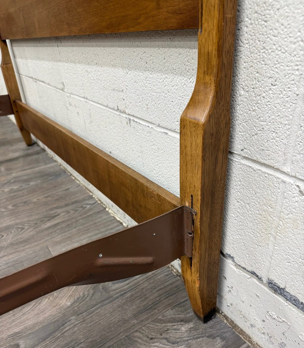 Vintage Full Size French Provincial Solid Oak Bed
