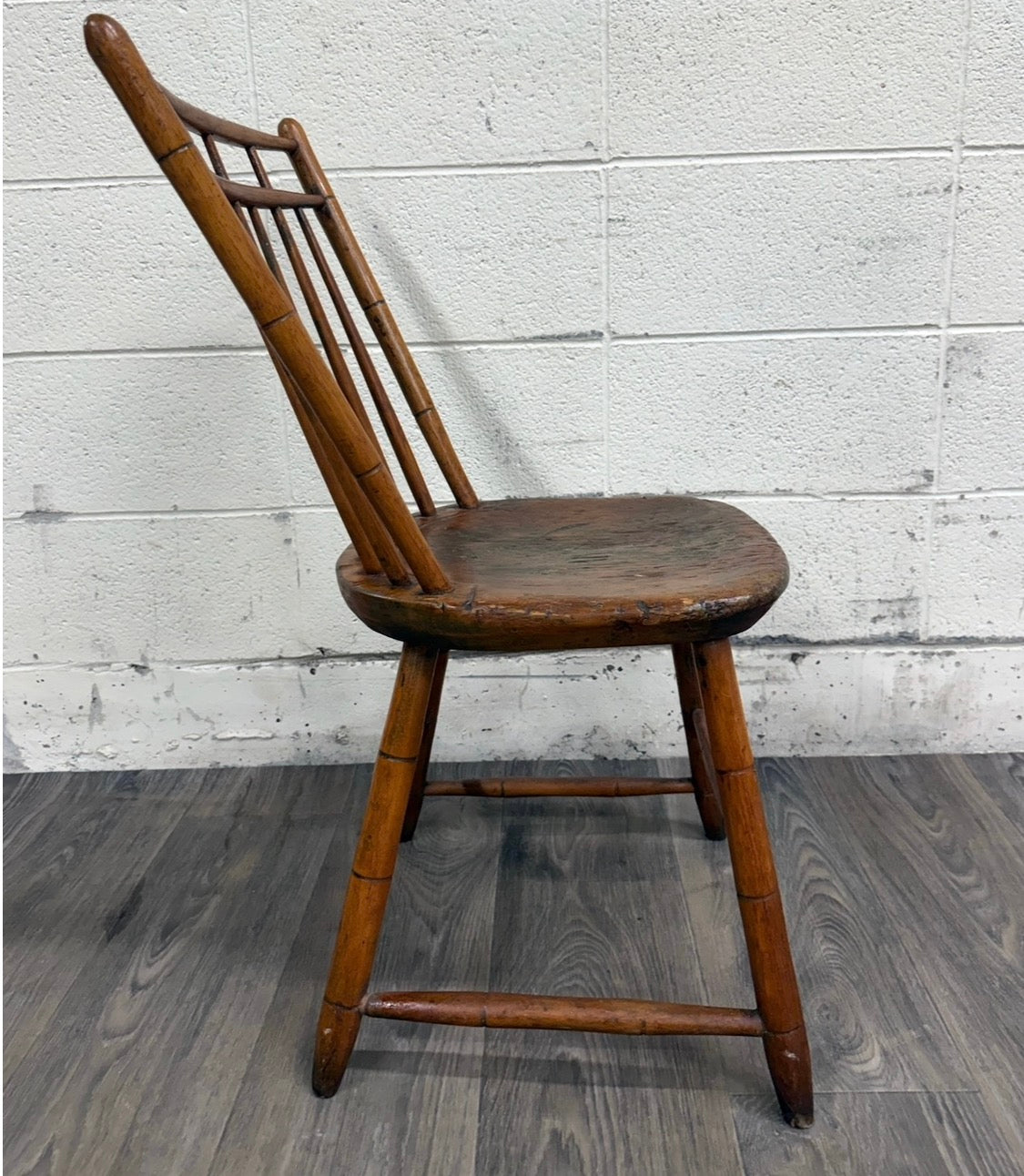 Antique American Windsor Farmhouse Style Plank Seat Dining Chair