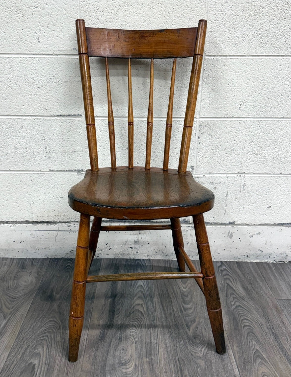 Antique American Windsor Farmhouse Style Plank Seat Dining Chair