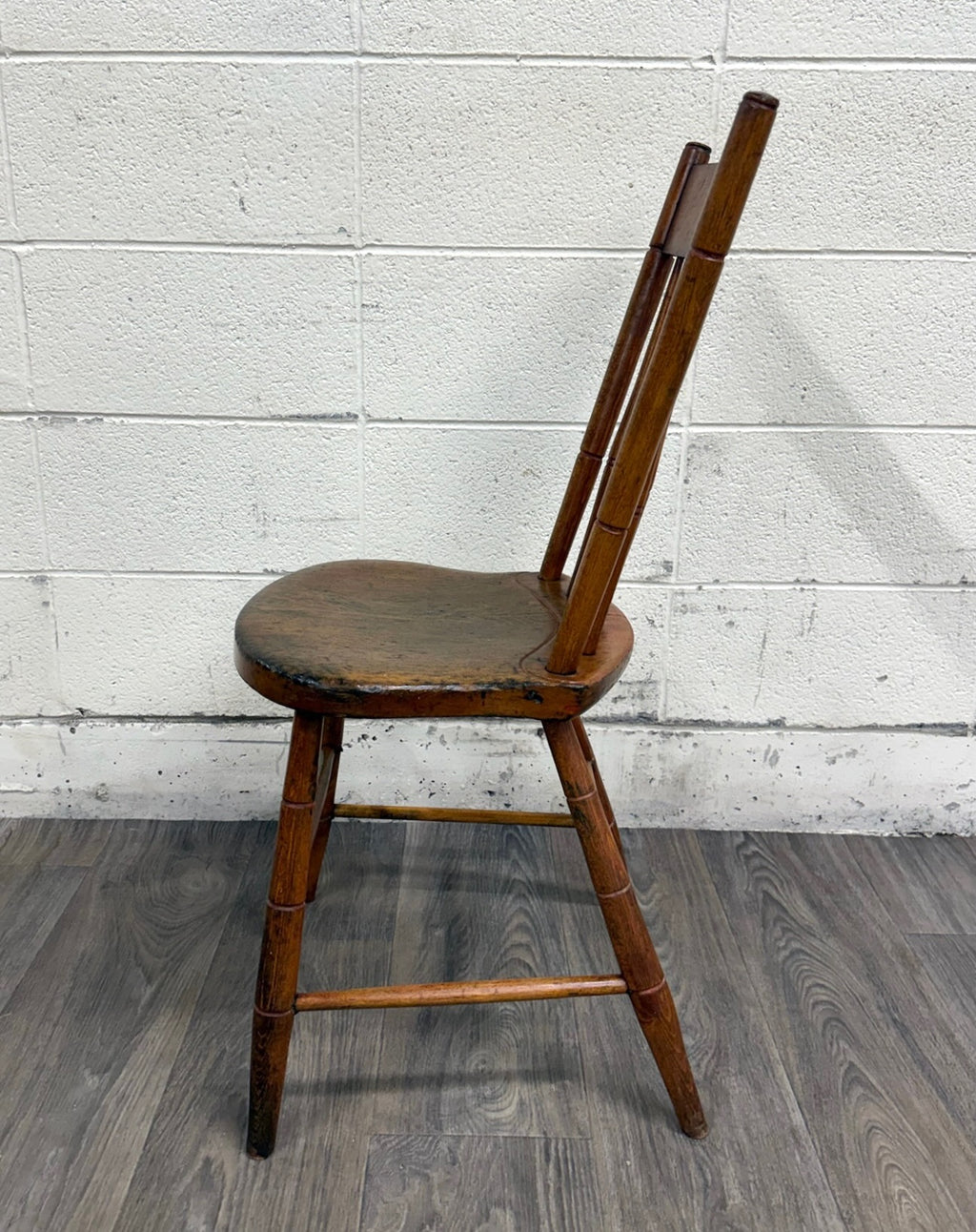 Antique American Windsor Farmhouse Style Plank Seat Dining Chair