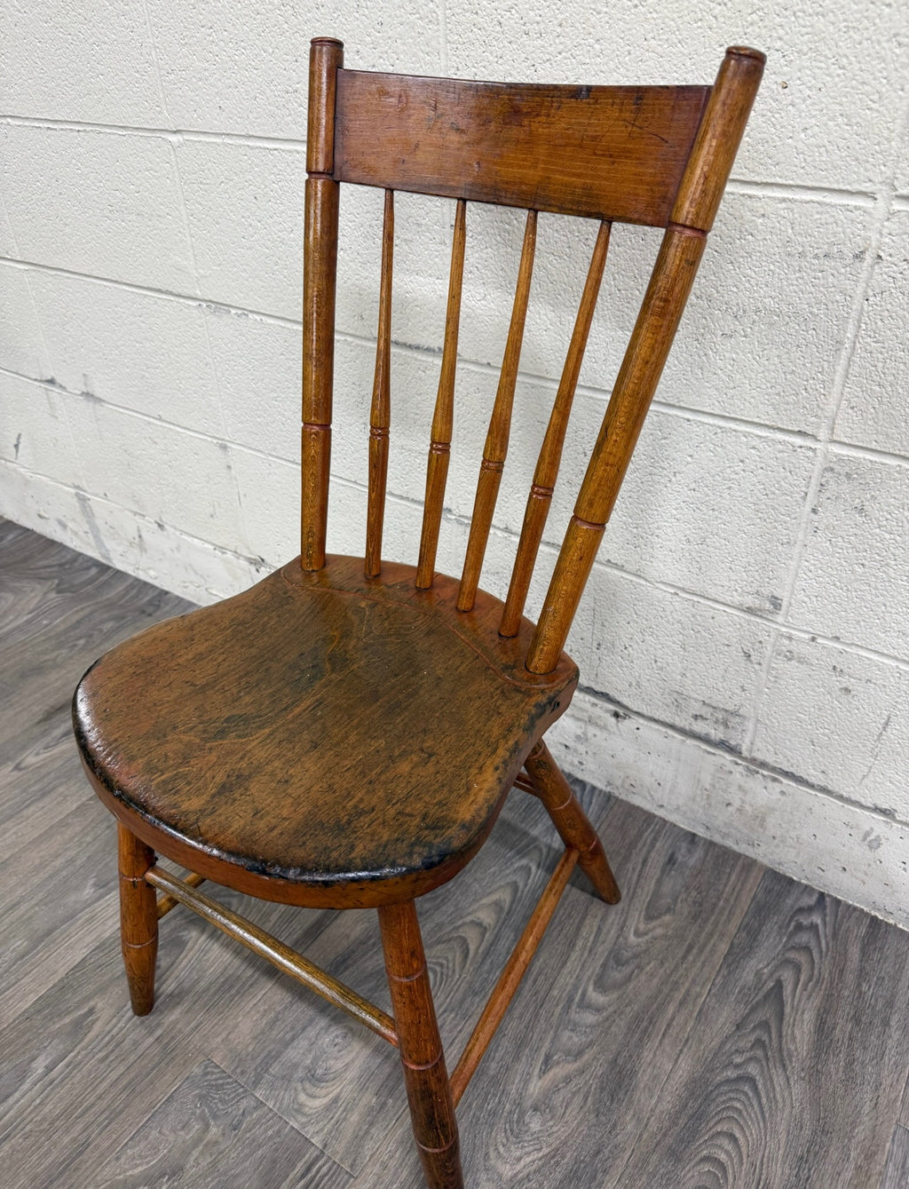 Antique American Windsor Farmhouse Style Plank Seat Dining Chair