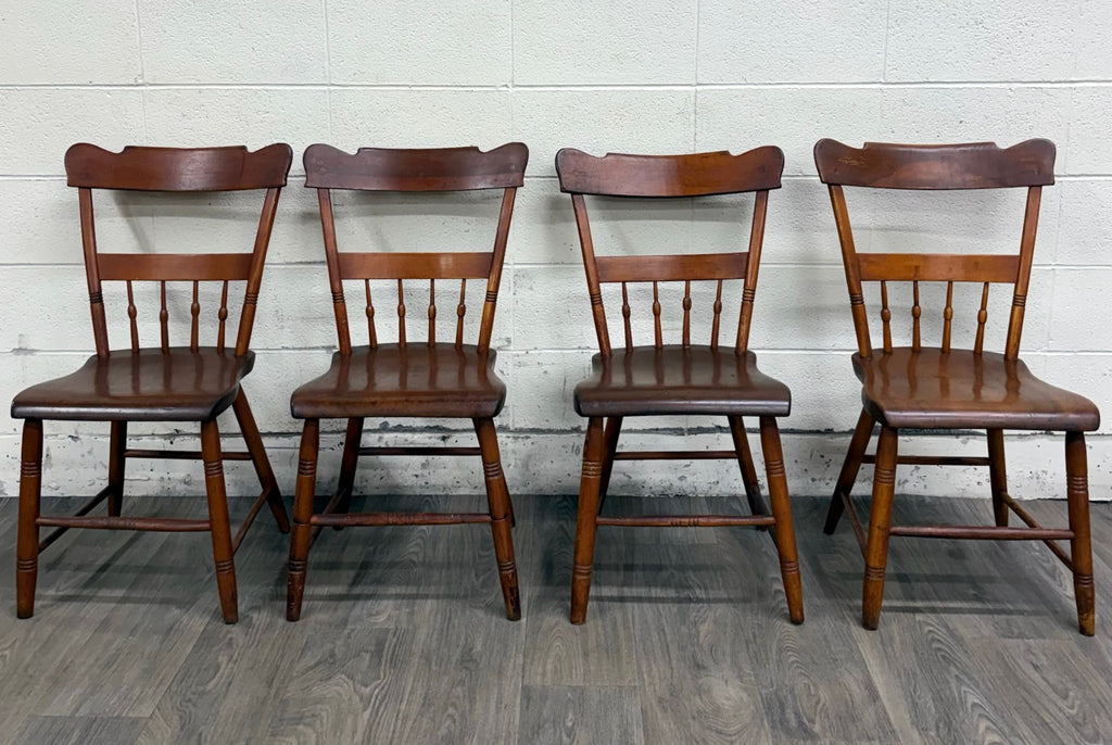 Antique American Country Farmhouse Plank Seat Dining Chairs - Set of 4