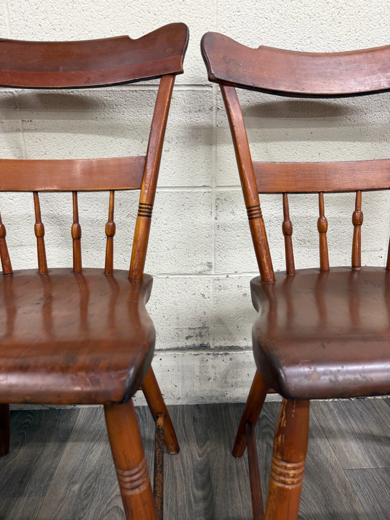 Antique American Country Farmhouse Plank Seat Dining Chairs - Set of 4