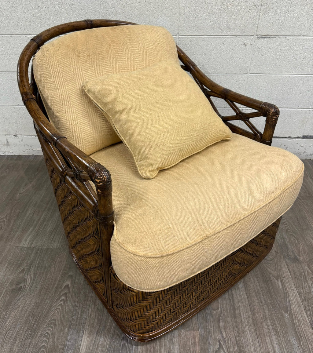 Lexington Tommy Bahama Bali Hai Collection Diamond Cove Rattan Swivel Chair