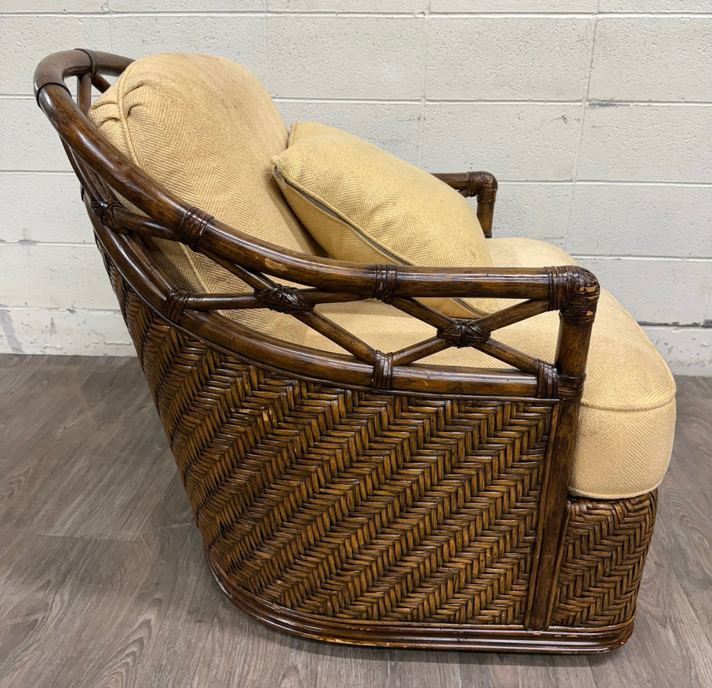 Lexington Tommy Bahama Bali Hai Collection Diamond Cove Rattan Swivel Chair