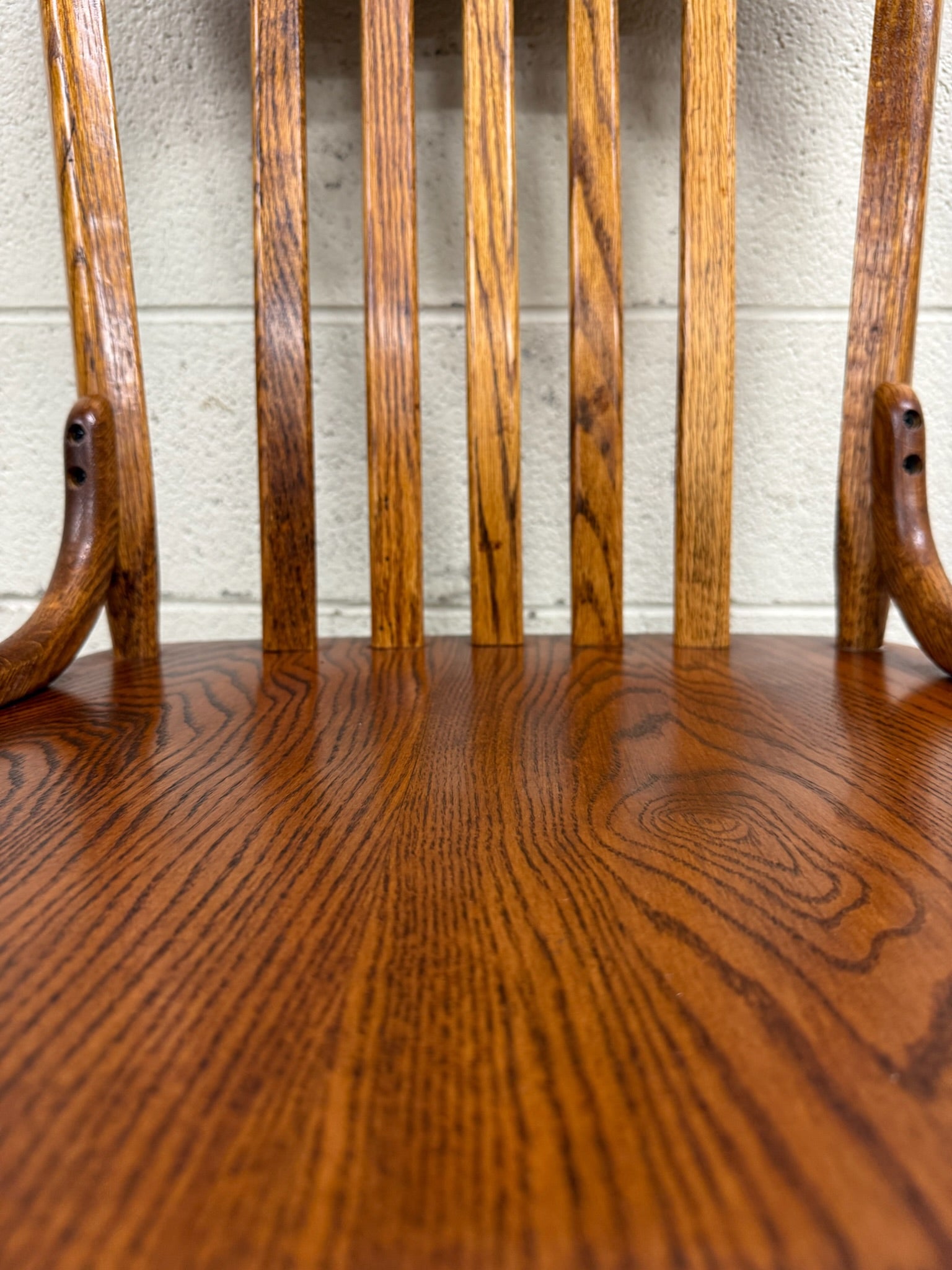 Vintage Tiger Oak Adjustable Swivel Desk Banker Lawyer Jury Office Chair