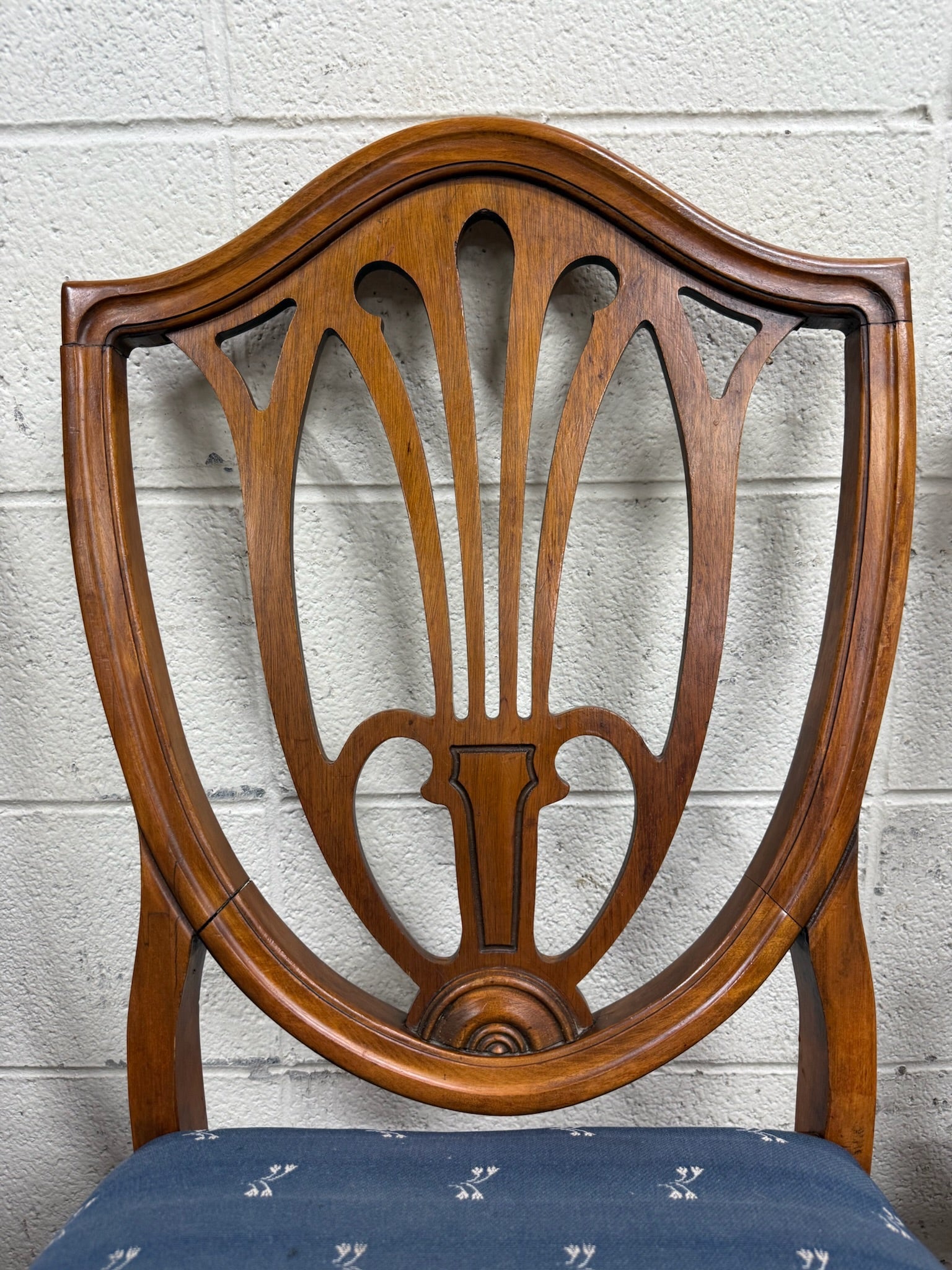 Vintage Duncan Phyfe Style Hepplewhite Style Shield Back Dining Side Chairs