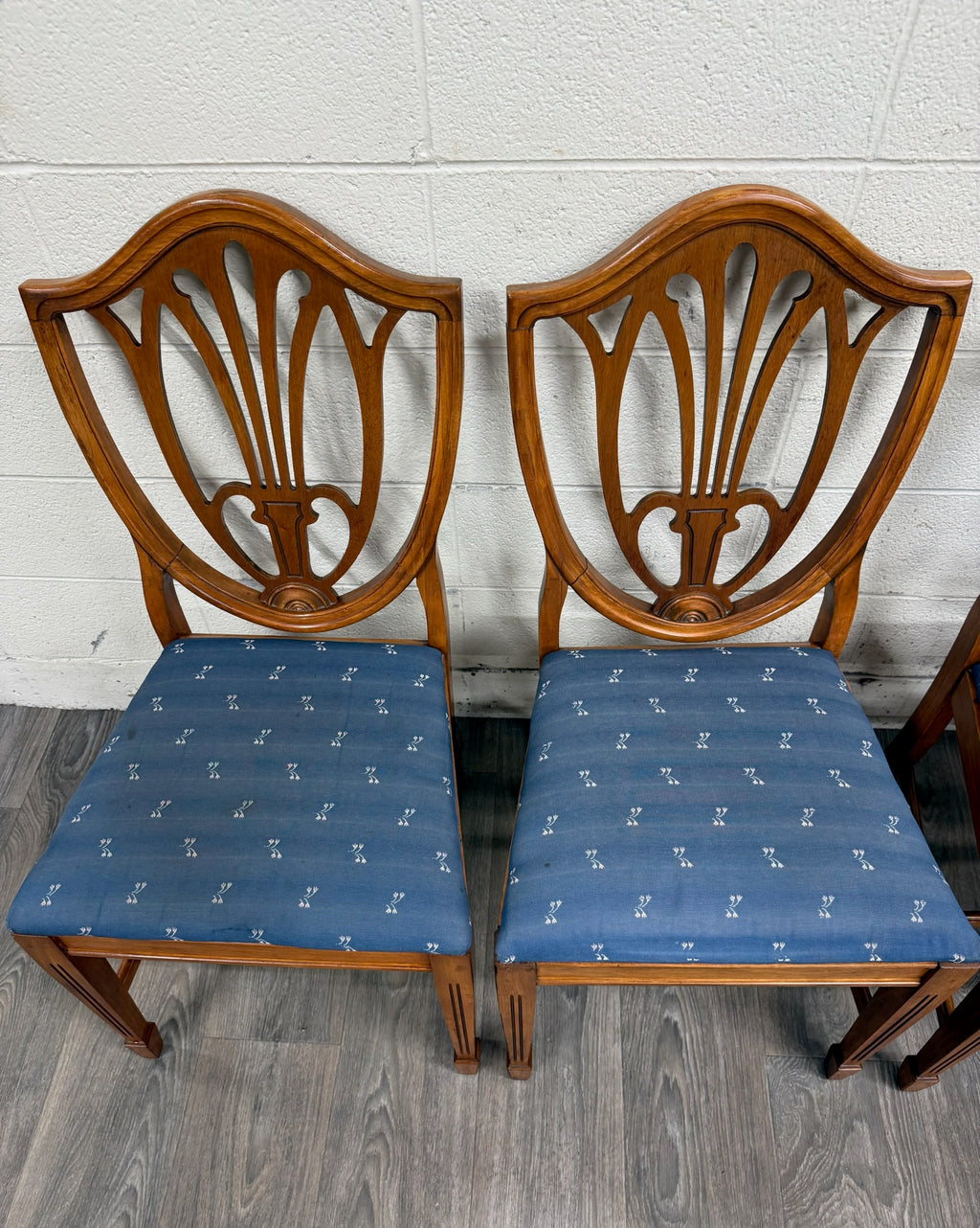 Vintage Duncan Phyfe Style Hepplewhite Style Shield Back Dining Side Chairs
