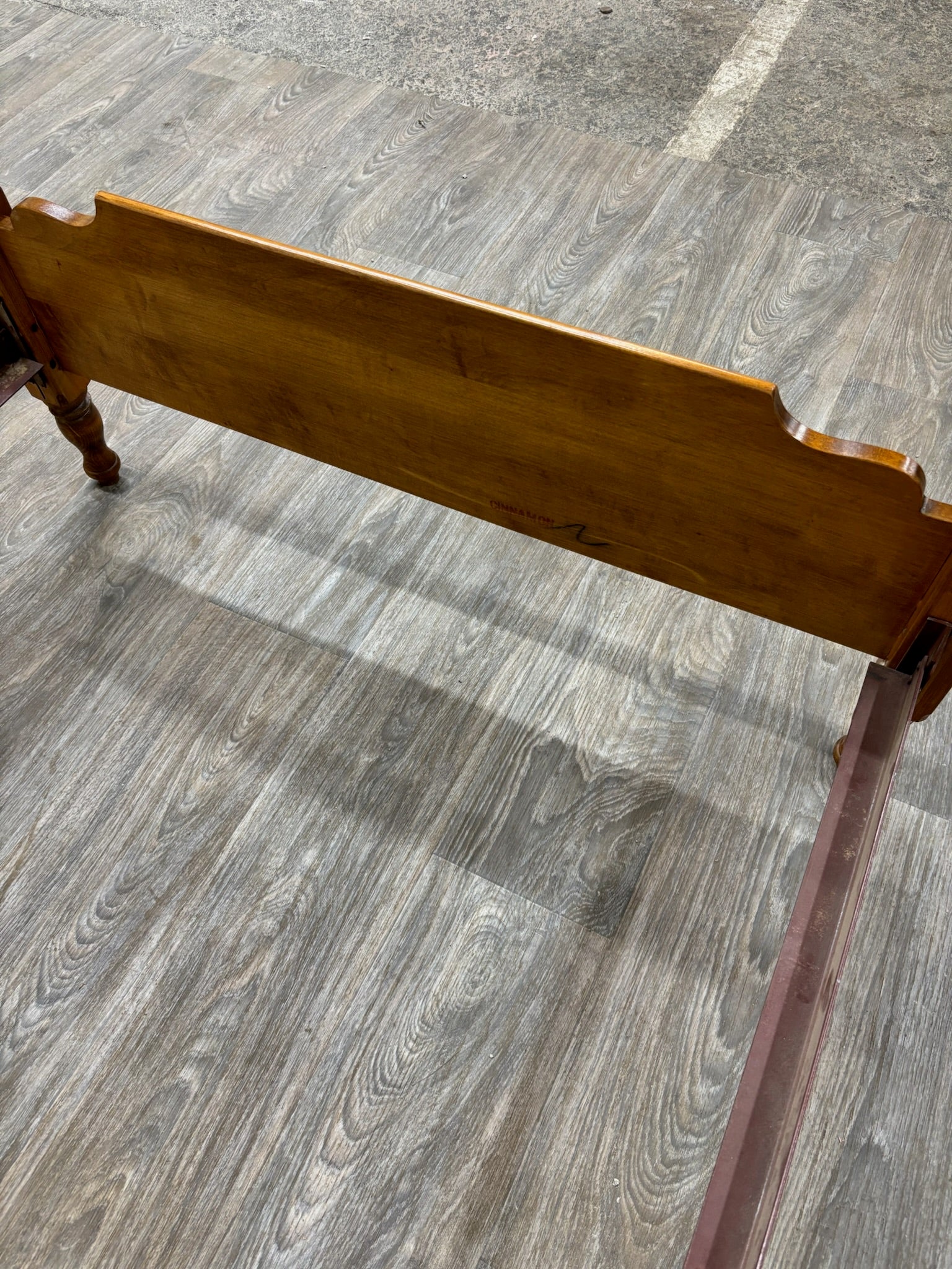 Vintage Twin Size Heywood-Wakefield Old Colony Four Poster Bed