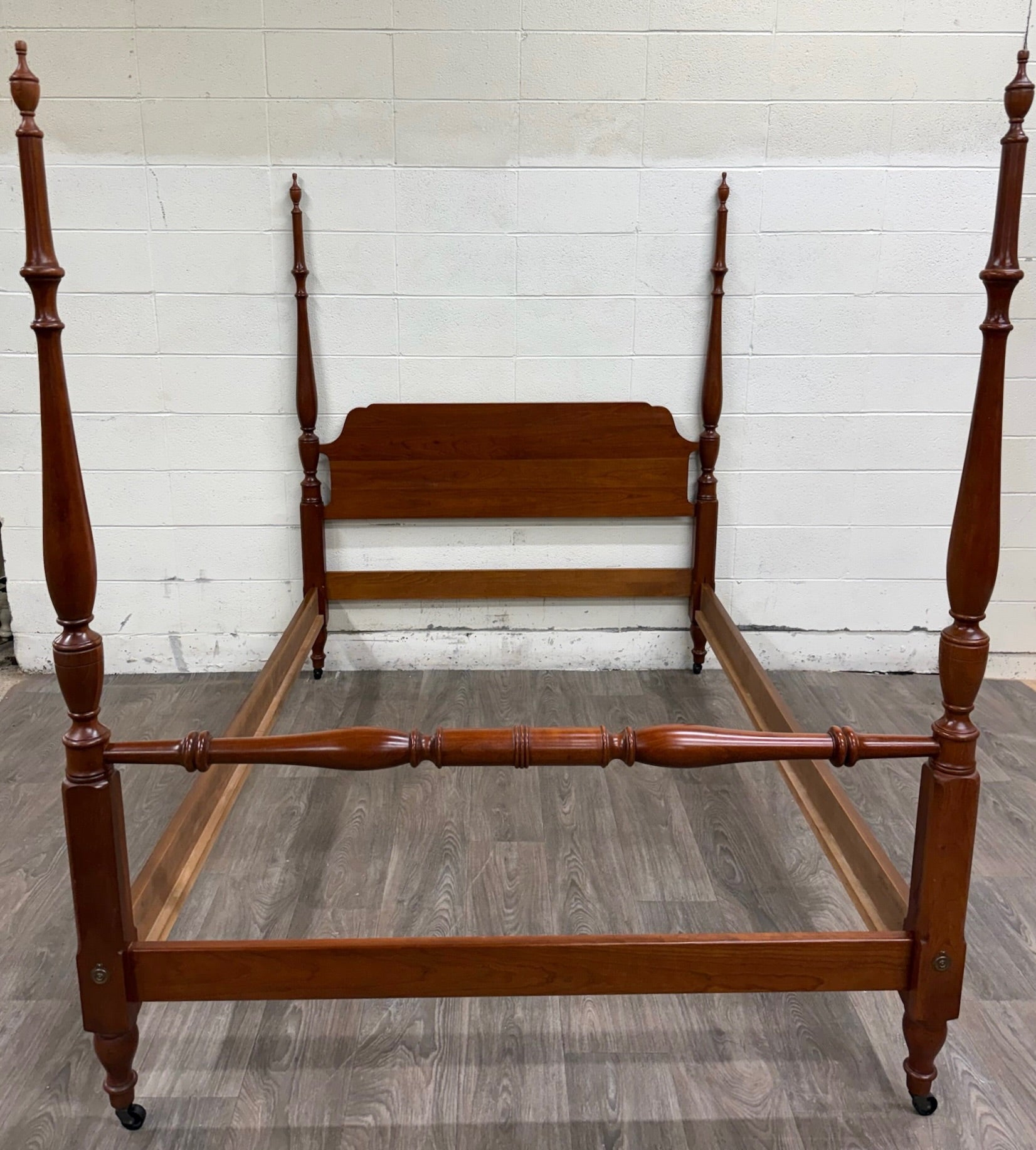 Vintage Full Size Pennsylvania House Chippendale Style Four Poster Bed