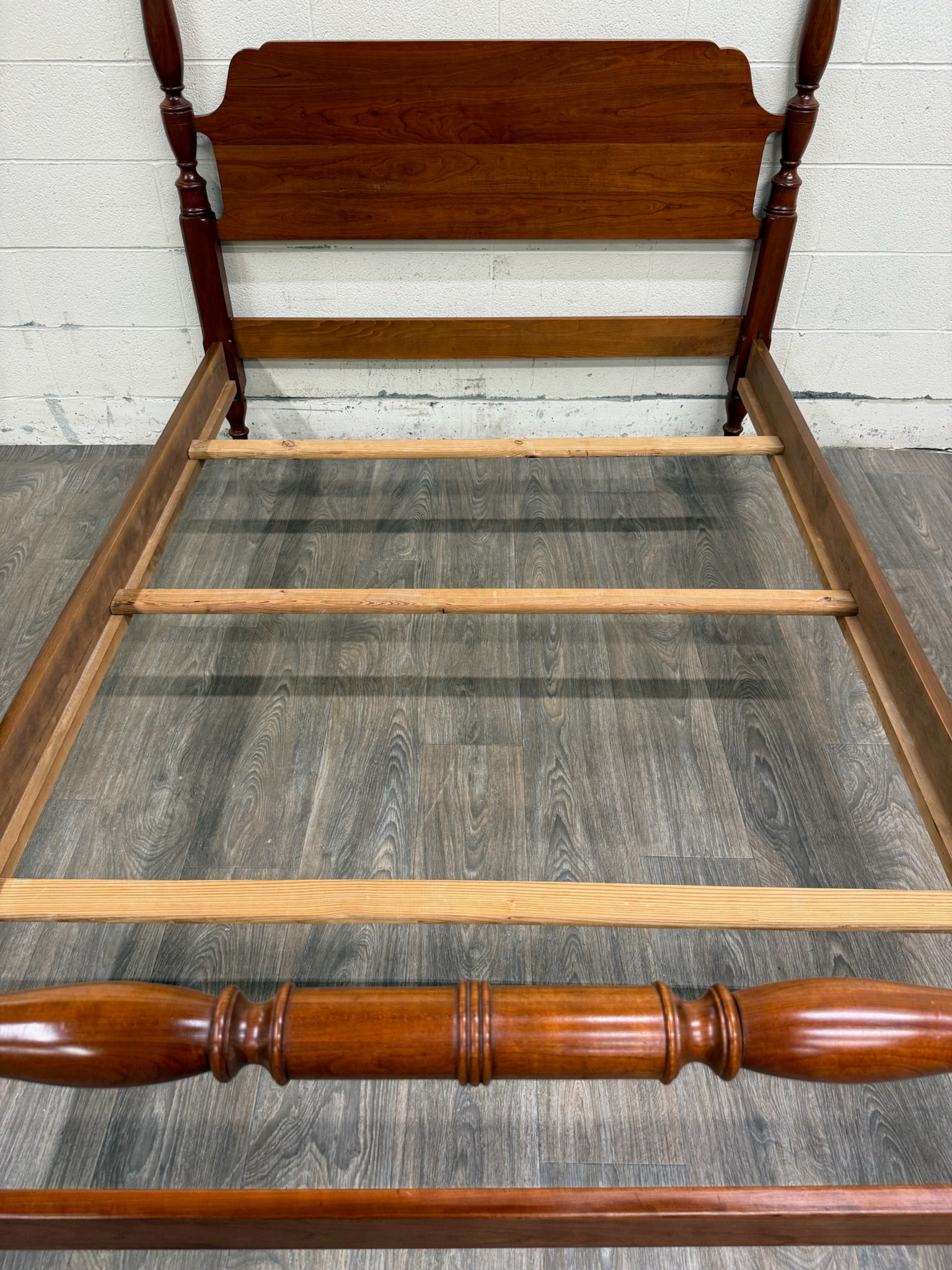 Vintage Full Size Pennsylvania House Chippendale Style Four Poster Bed