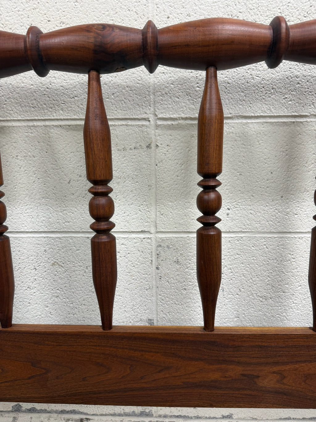 Vintage Full Size Jenny Lind Spindle Bed Spool Bed