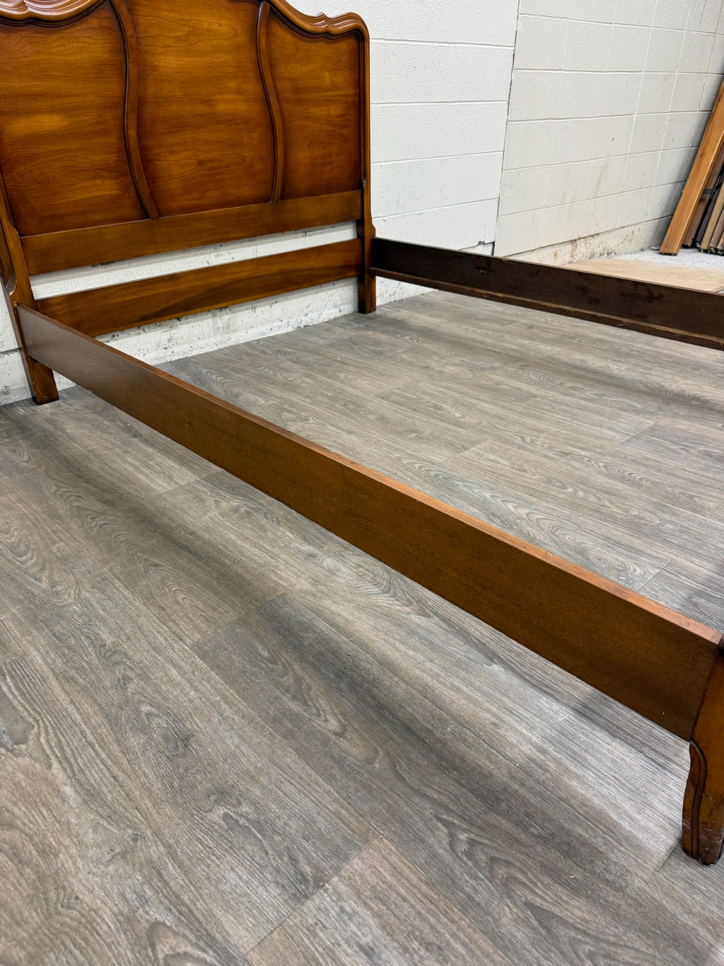 Vintage Full Size White Furniture Company French Provincial Bed