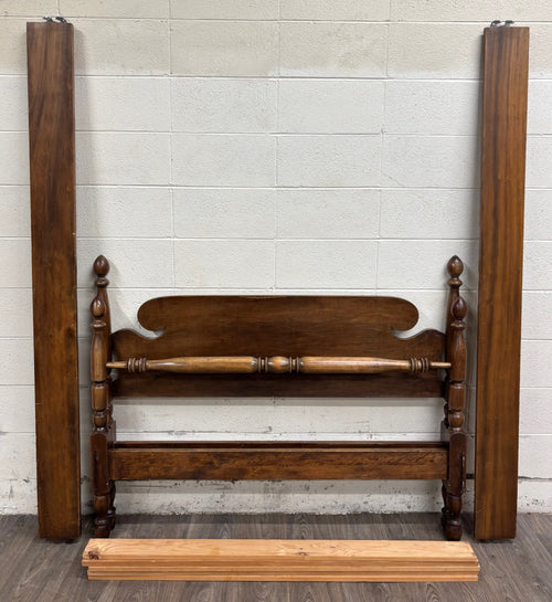 Vintage Full Size Duncan Phyfe Style Walnut Acorn Finial Four Poster Bed