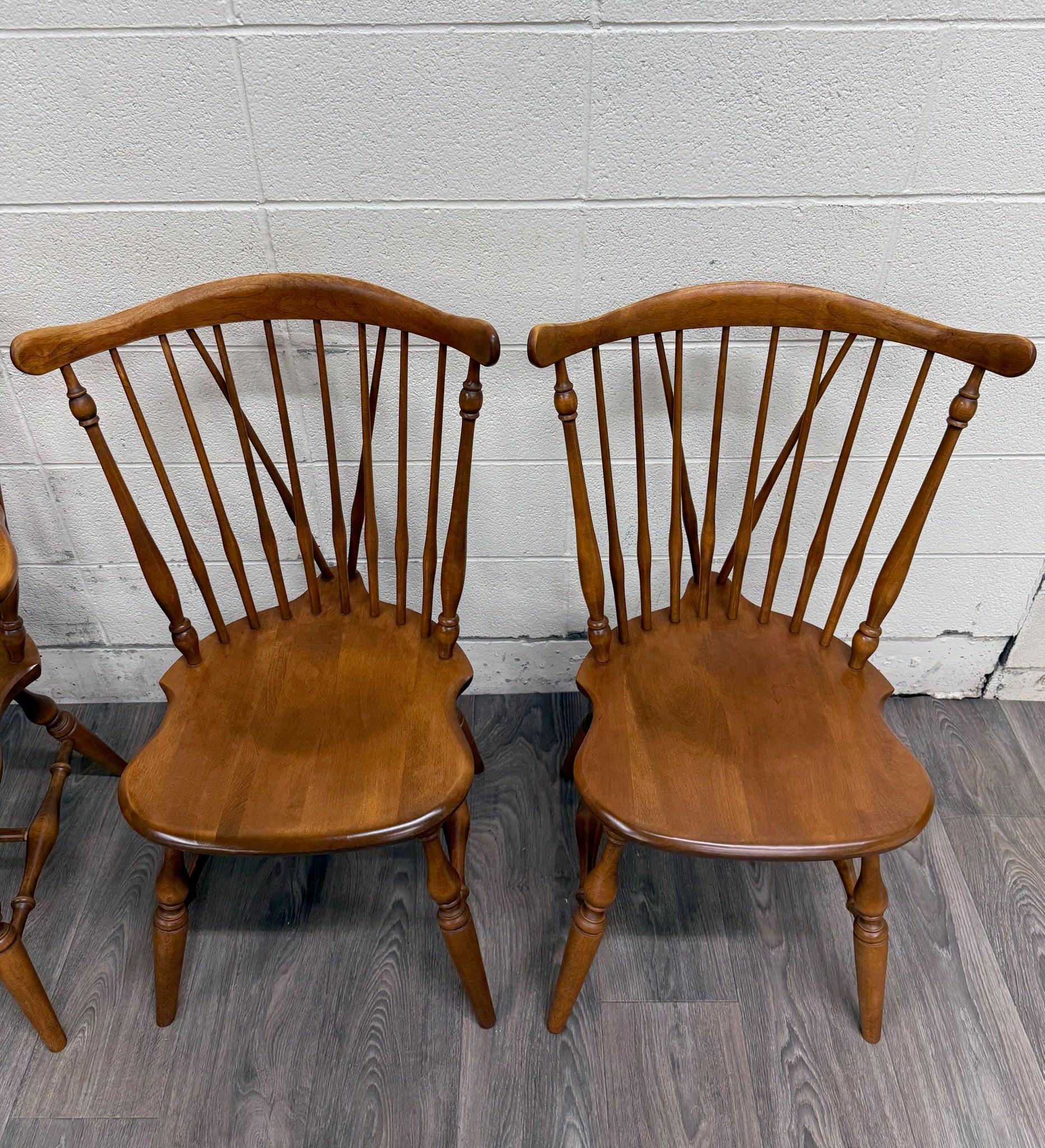 Vintage Ethan Allen Heirloom Maple Nutmeg Fiddleback Duxbury Dining Chairs