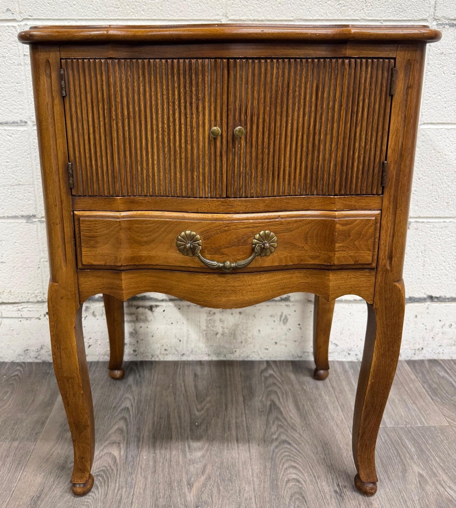 Vintage Davis Cabinet Company French Country Oak Nightstand Side Table