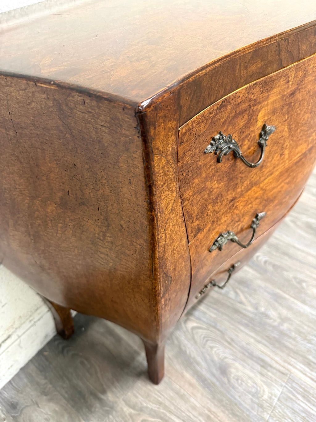 Vintage Italian Style Burled Curved Bombe Commode Chest
