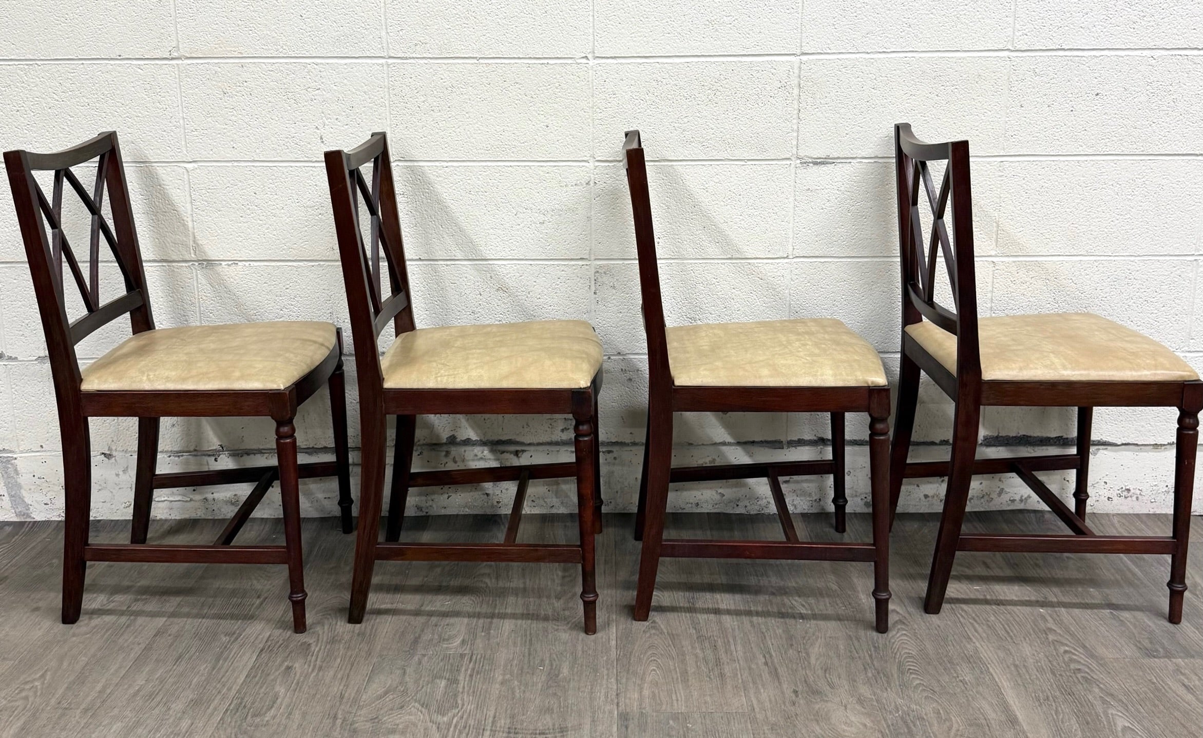 Vintage Hepplewhite Style Sheraton Revival Traditional Mahogany Dining Chairs