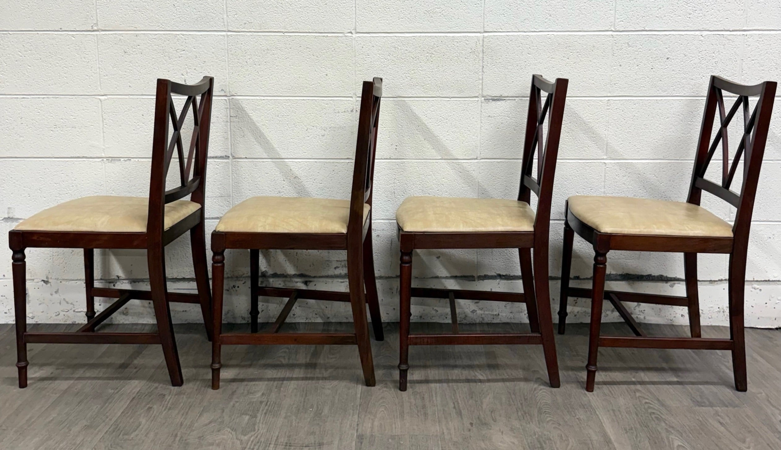 Vintage Hepplewhite Style Sheraton Revival Traditional Mahogany Dining Chairs