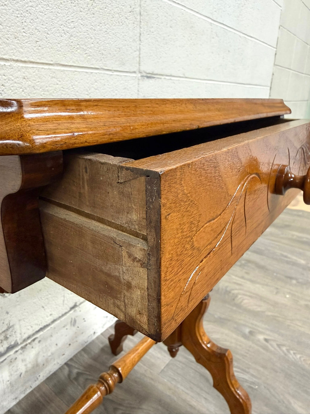 Antique Victorian Eastlake Aesthetic Movement Walnut Side Table Parlor Table
