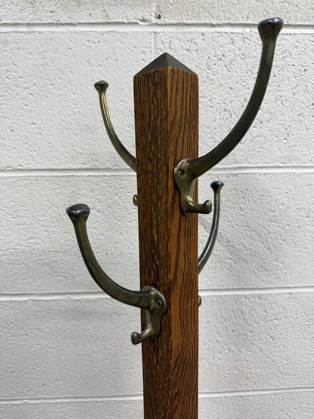 Antique Arts and Crafts Mission Quarter Sawn Oak Hall Tree Coat Rack