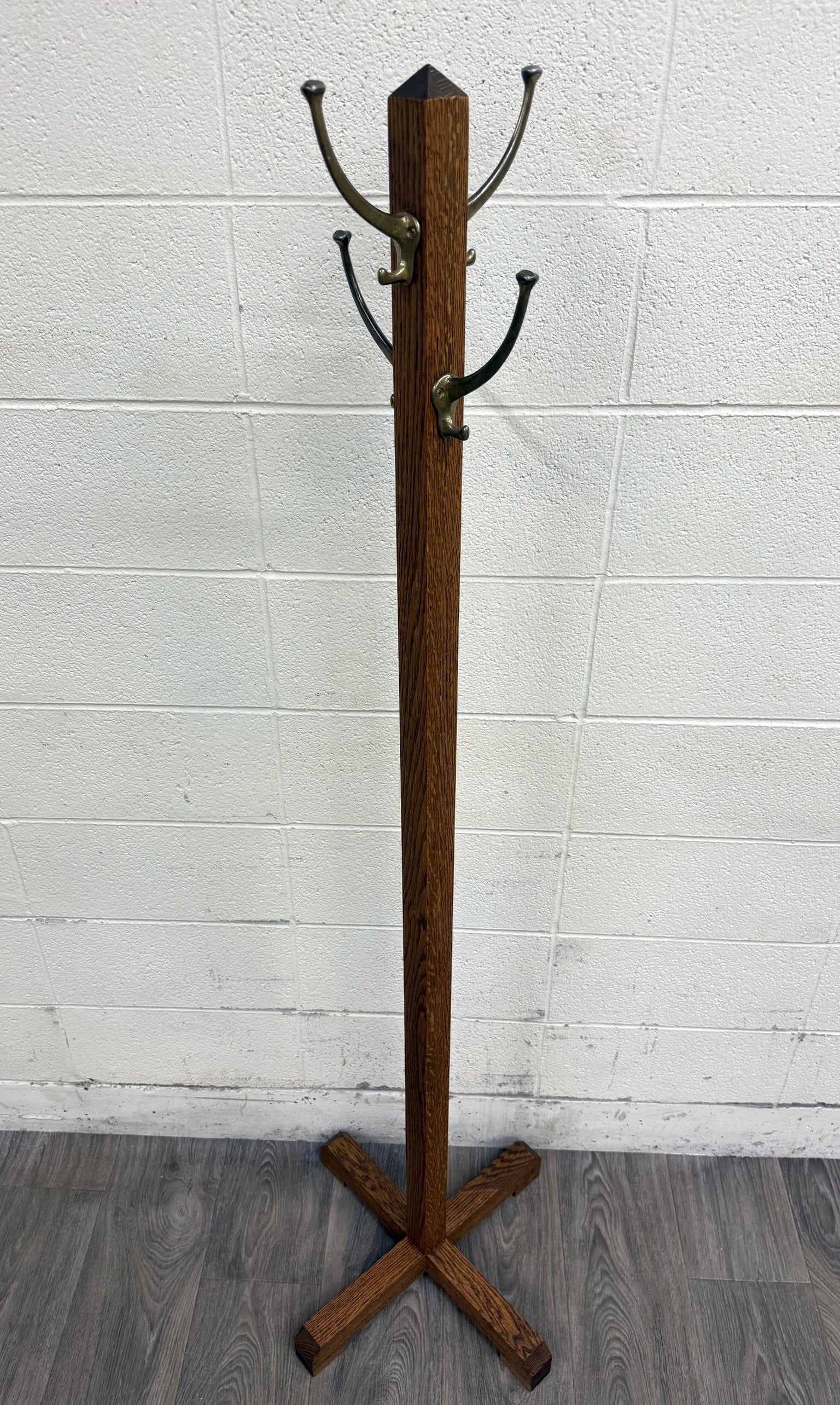Antique Arts and Crafts Mission Quarter Sawn Oak Hall Tree Coat Rack