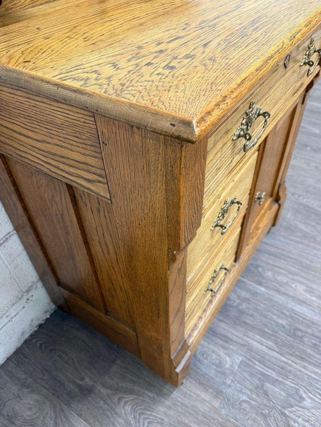 Antique Late Victorian Eastlake Style Golden Oak Washstand Commode