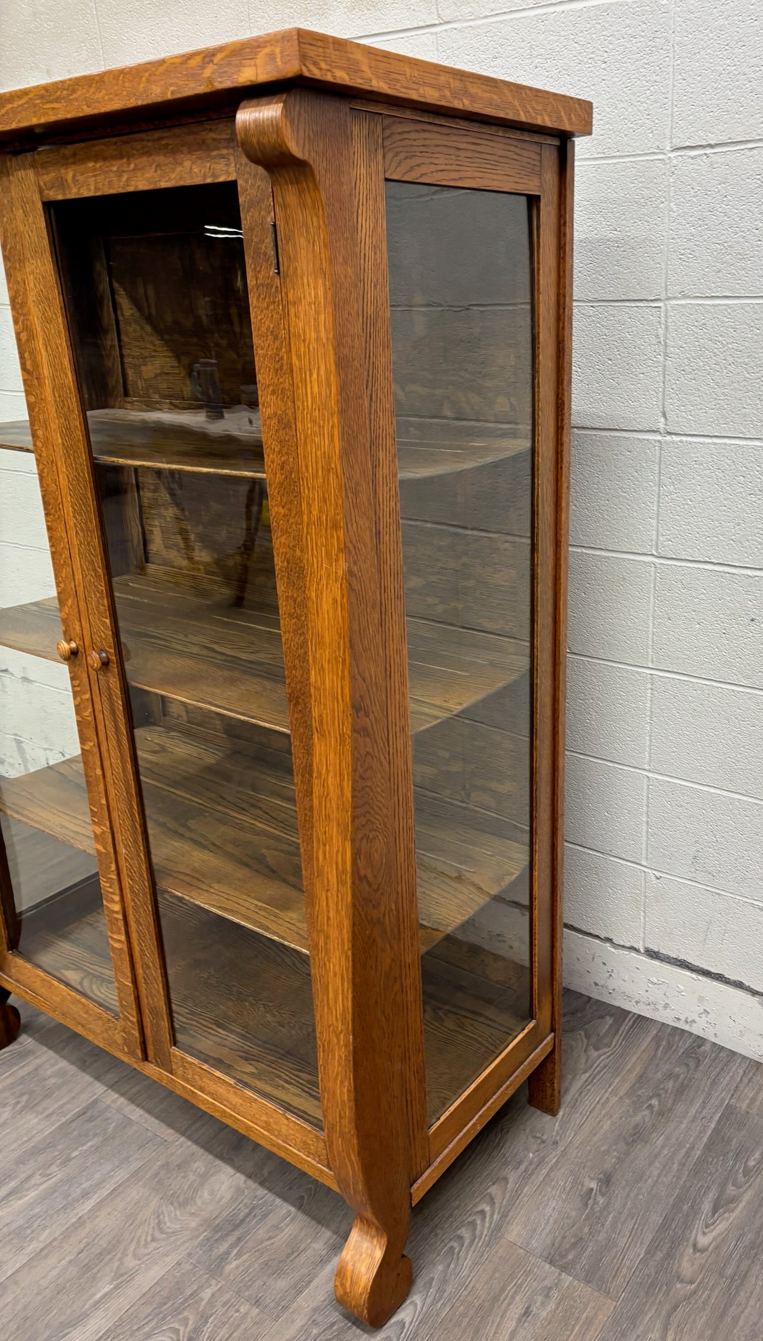 Antique Mission Arts & Crafts Quarter Sawn Oak Bookcase Display Cabinet